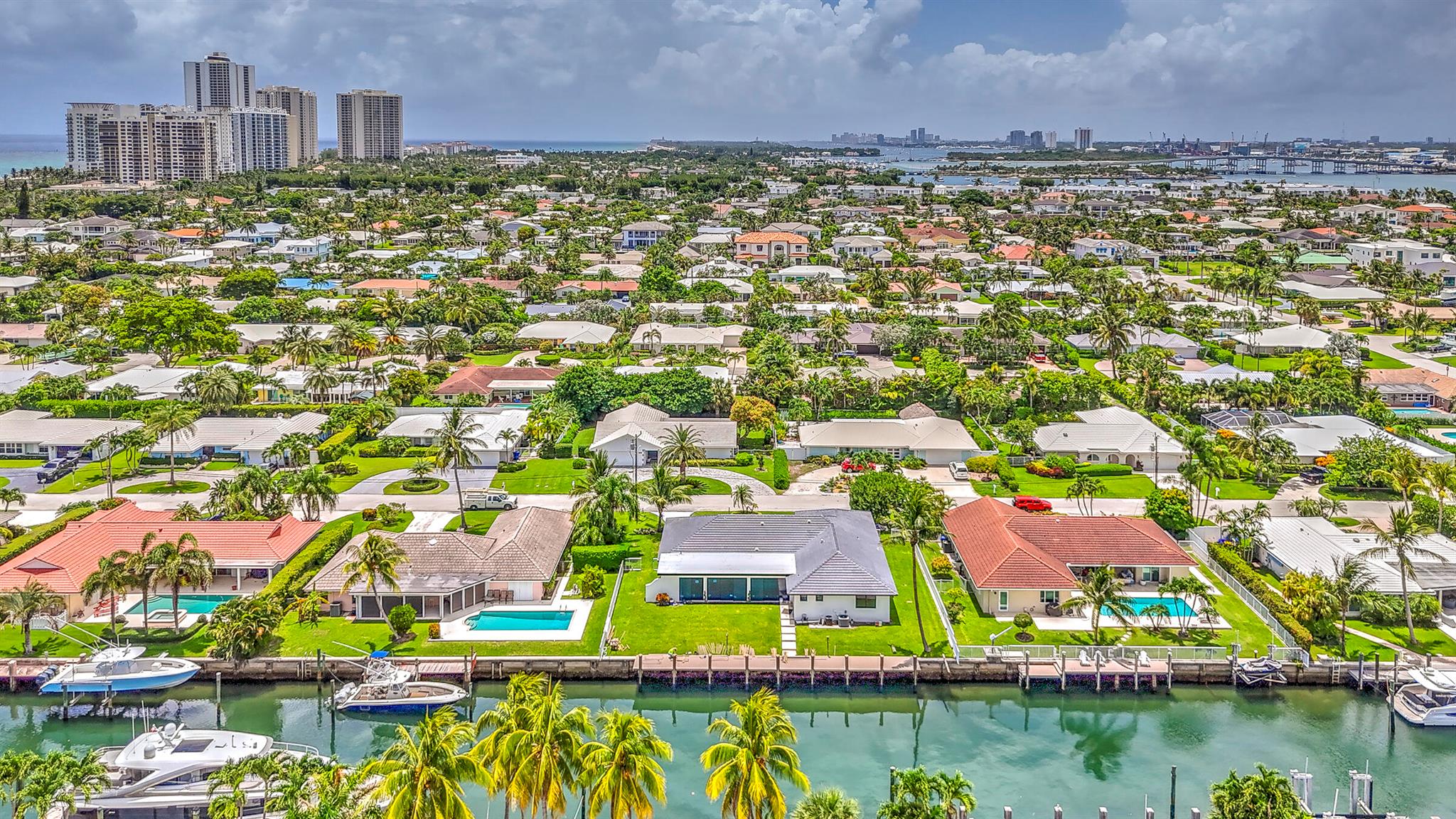 1170 Fairview Ln Singer Island, FL 33404