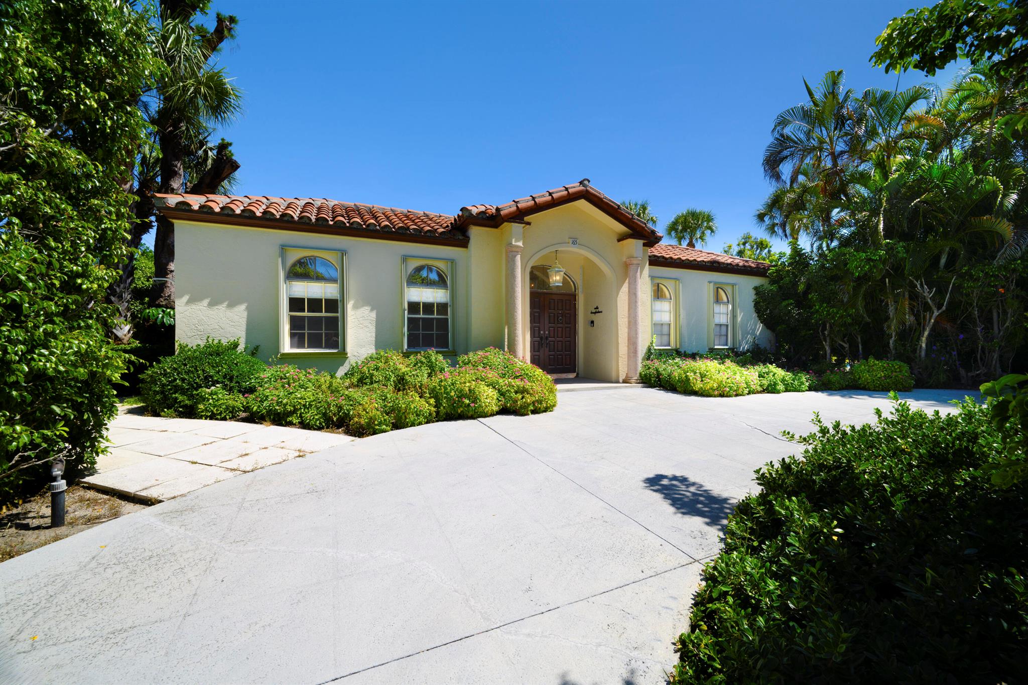 165 Seminole Ave,Palm Beach, FL 33480