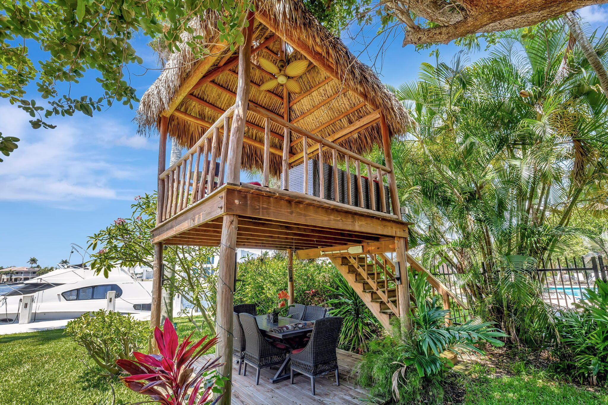 2360 SE 7th Dr Pompano Beach, FL 33062