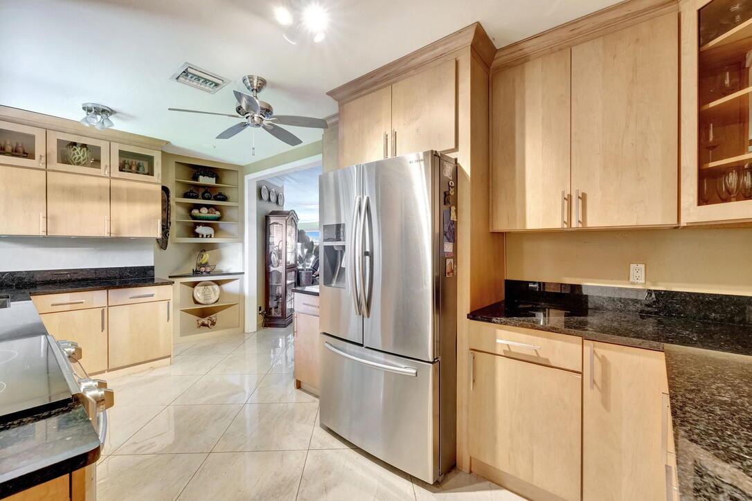 2360 SE 7th Dr Pompano Beach, FL 33062