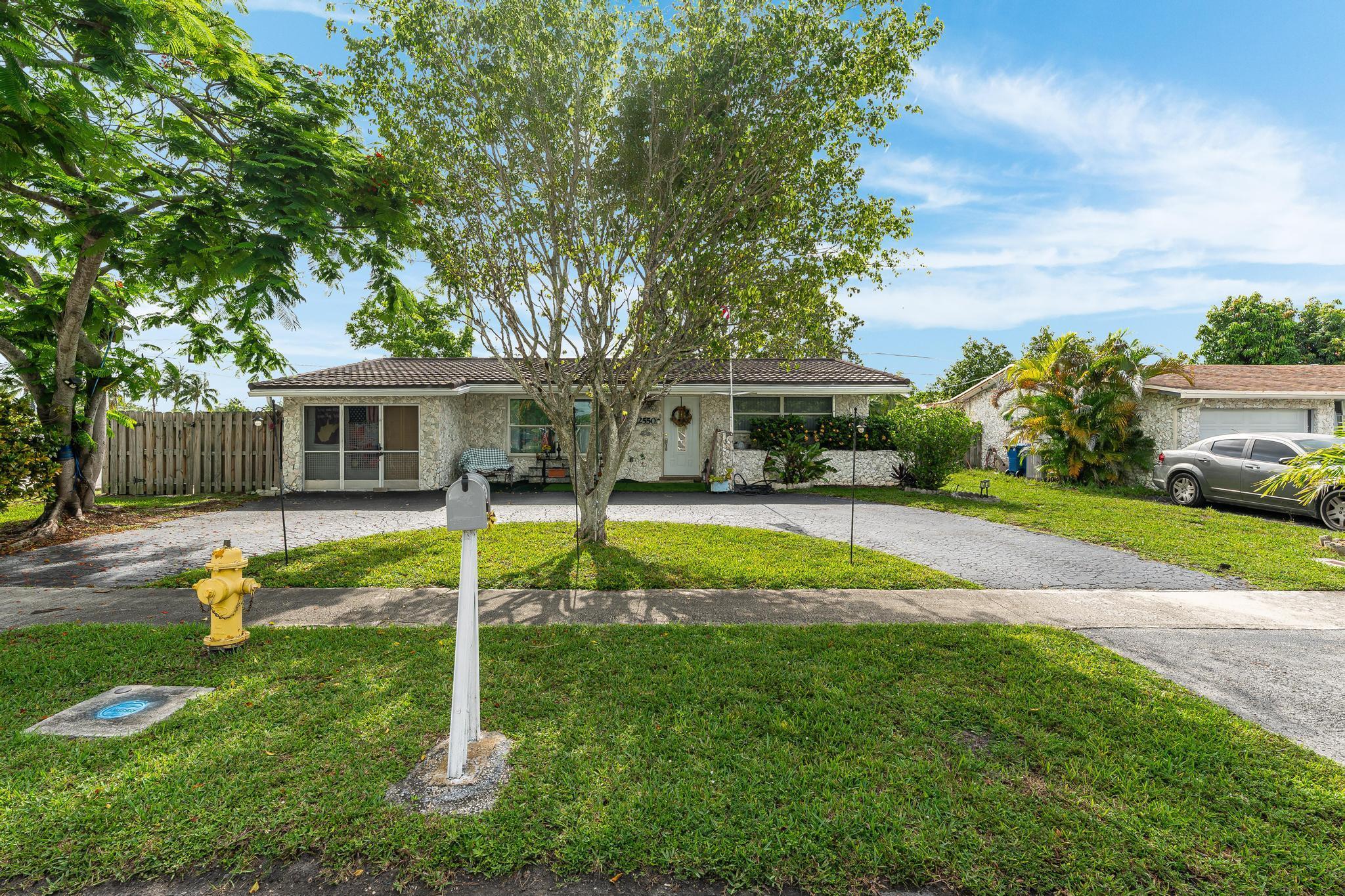 2550 NW 89th Ave,Sunrise, FL 33322