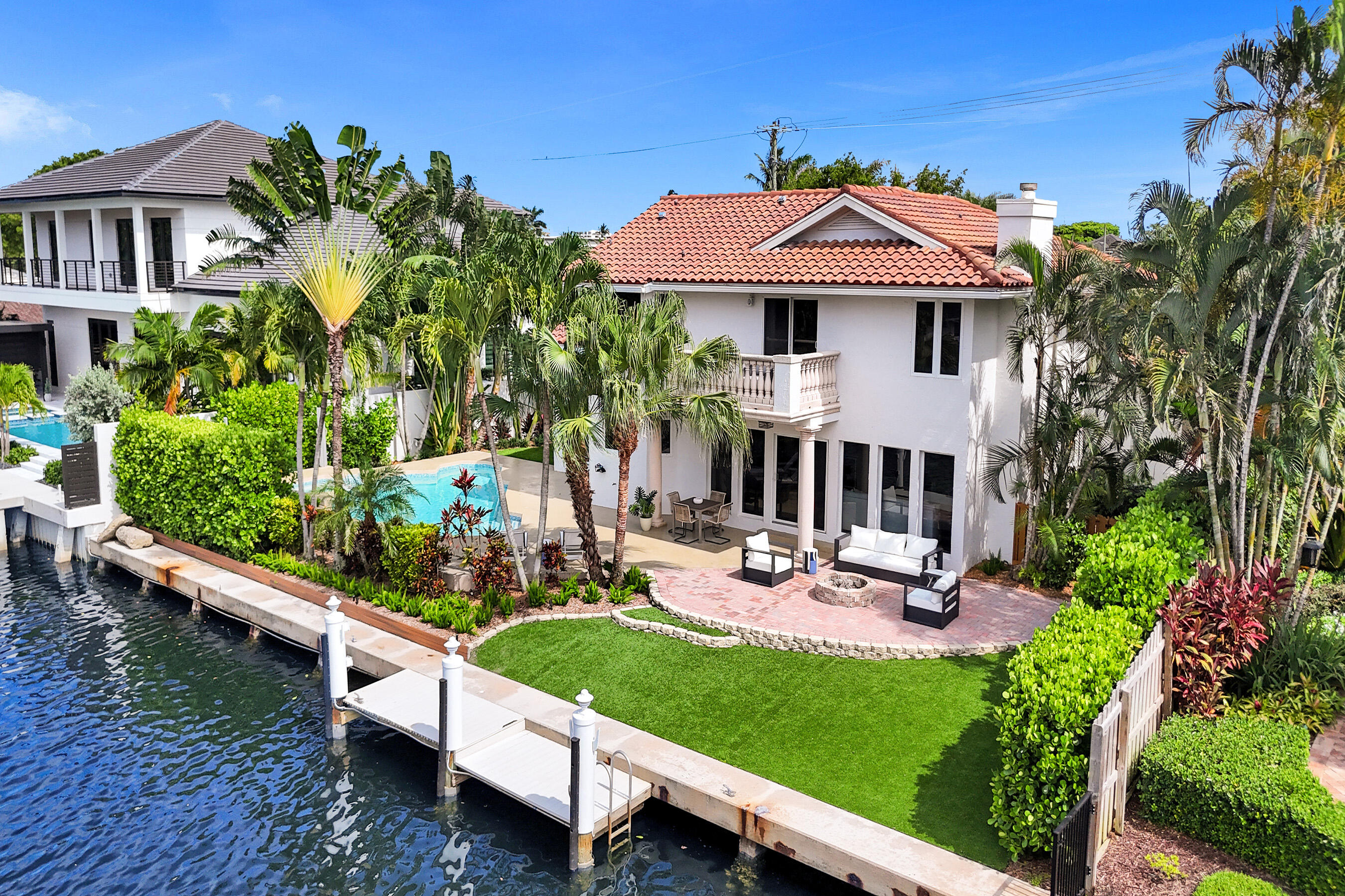923 Dogwood Dr