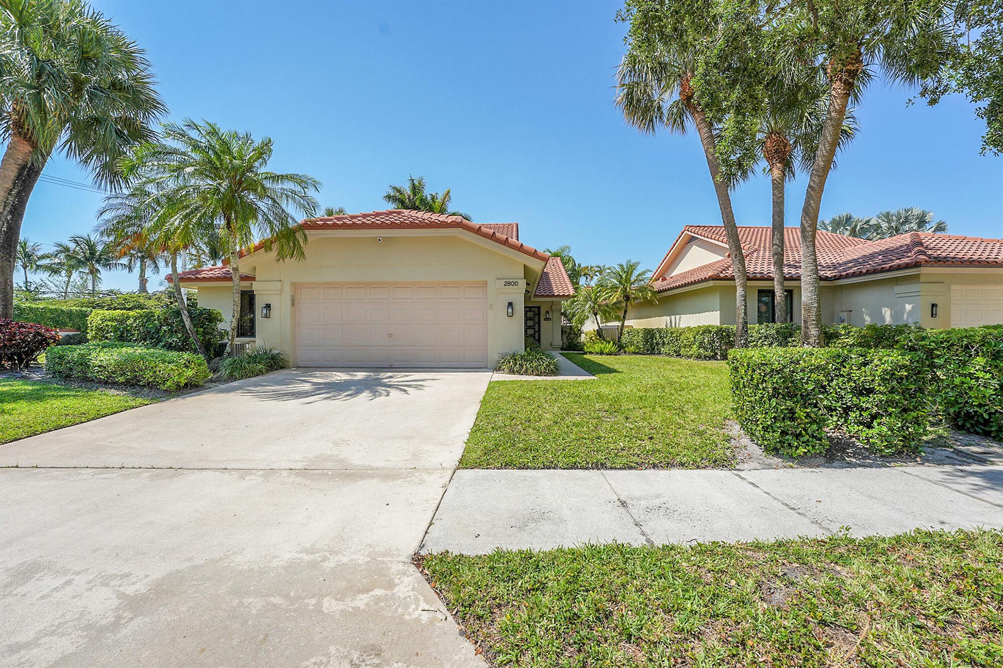 2800 Eagle Ln