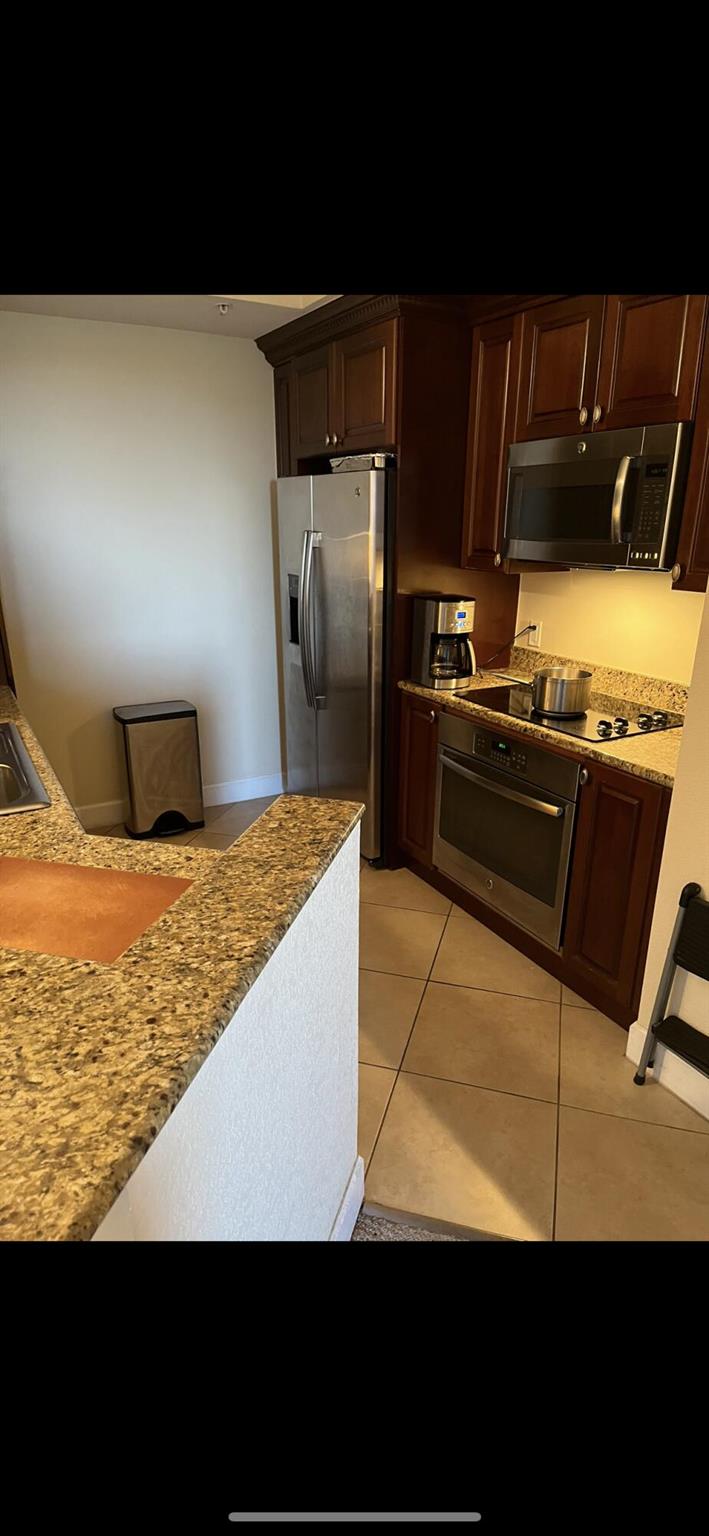1660 Renaissance Cmns Blvd #2415