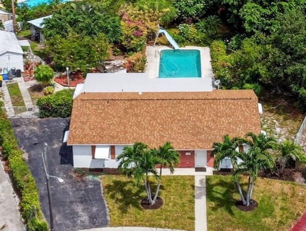 1337 W Broward St