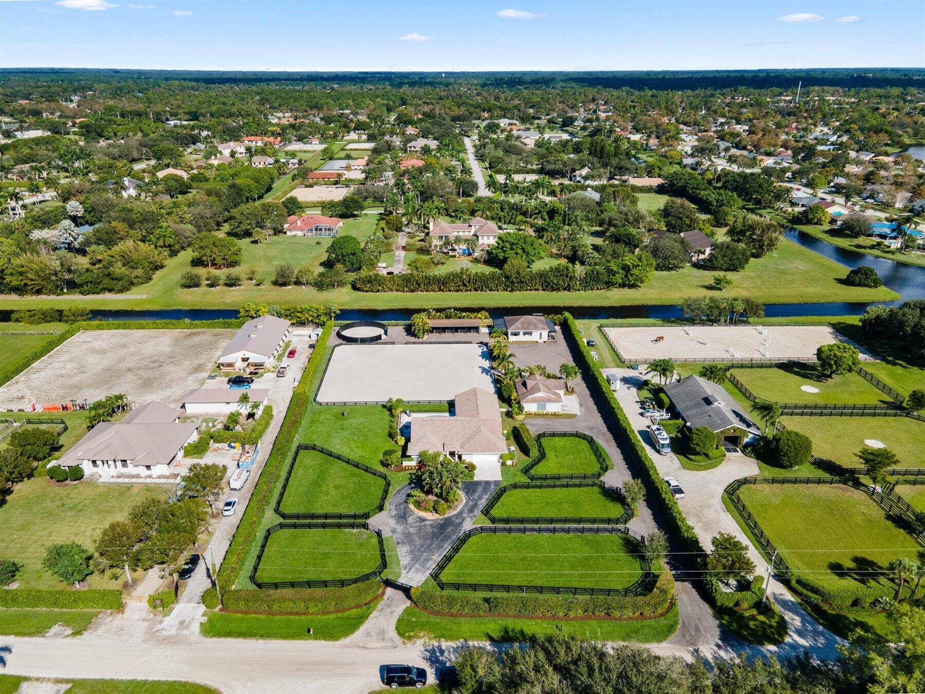 2904 Appaloosa Trl Wellington, FL 33414 2904 Appaloosa Trl Wellington, FL 33414