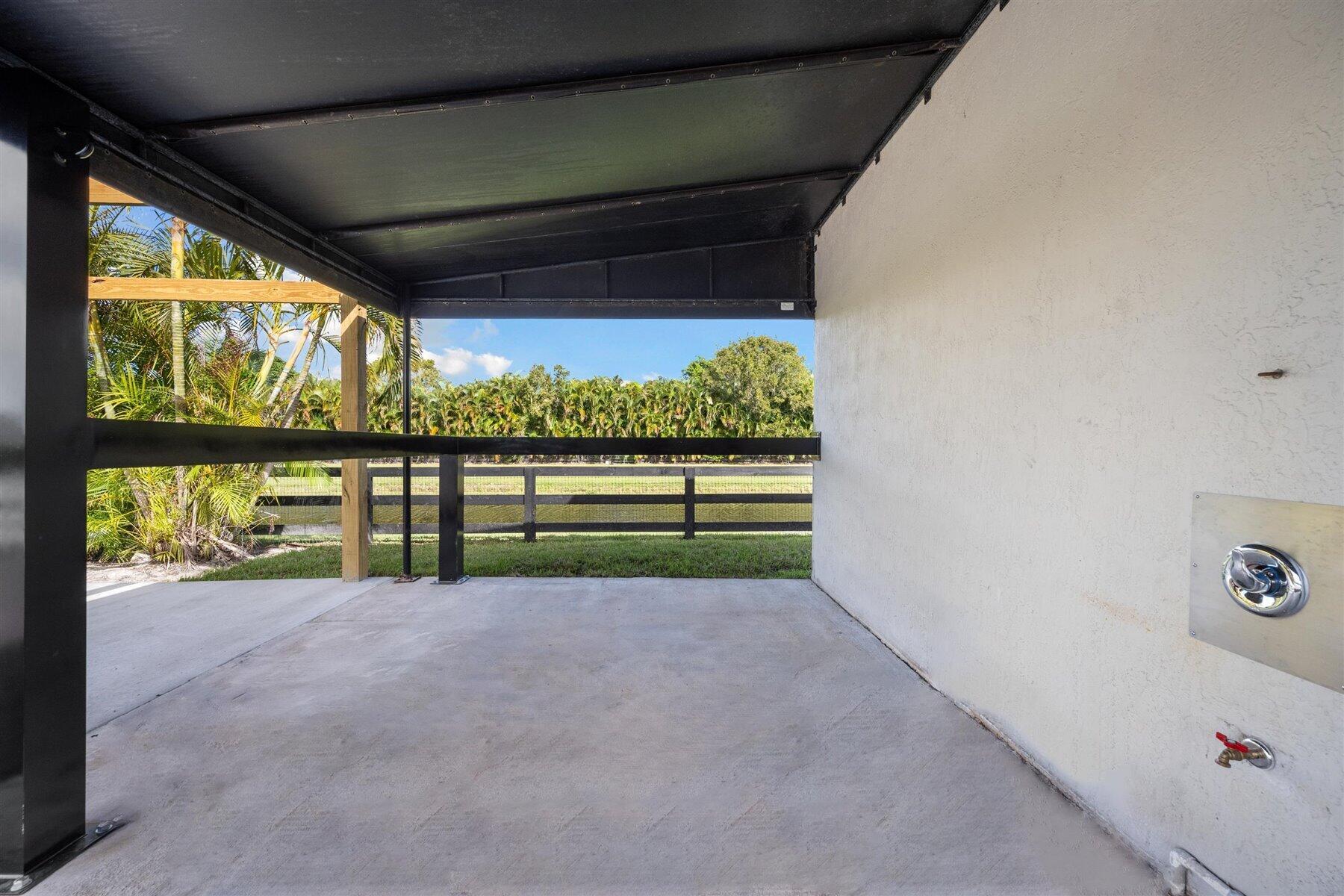 2904 Appaloosa Trl Wellington, FL 33414 2904 Appaloosa Trl Wellington, FL 33414