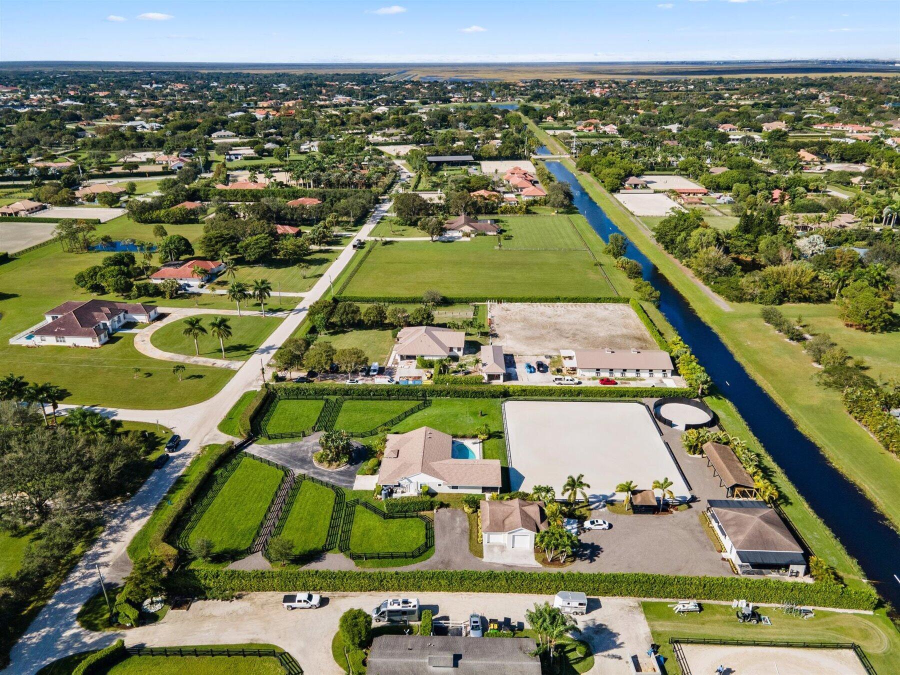 2904 Appaloosa Trl Wellington, FL 33414 2904 Appaloosa Trl Wellington, FL 33414