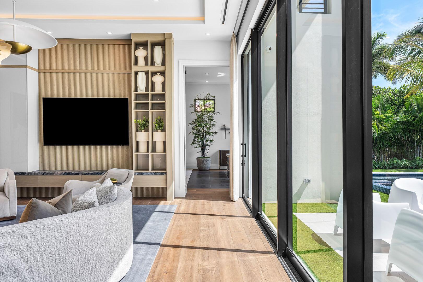 2212 Date Palm Rd Boca Raton, FL 33432