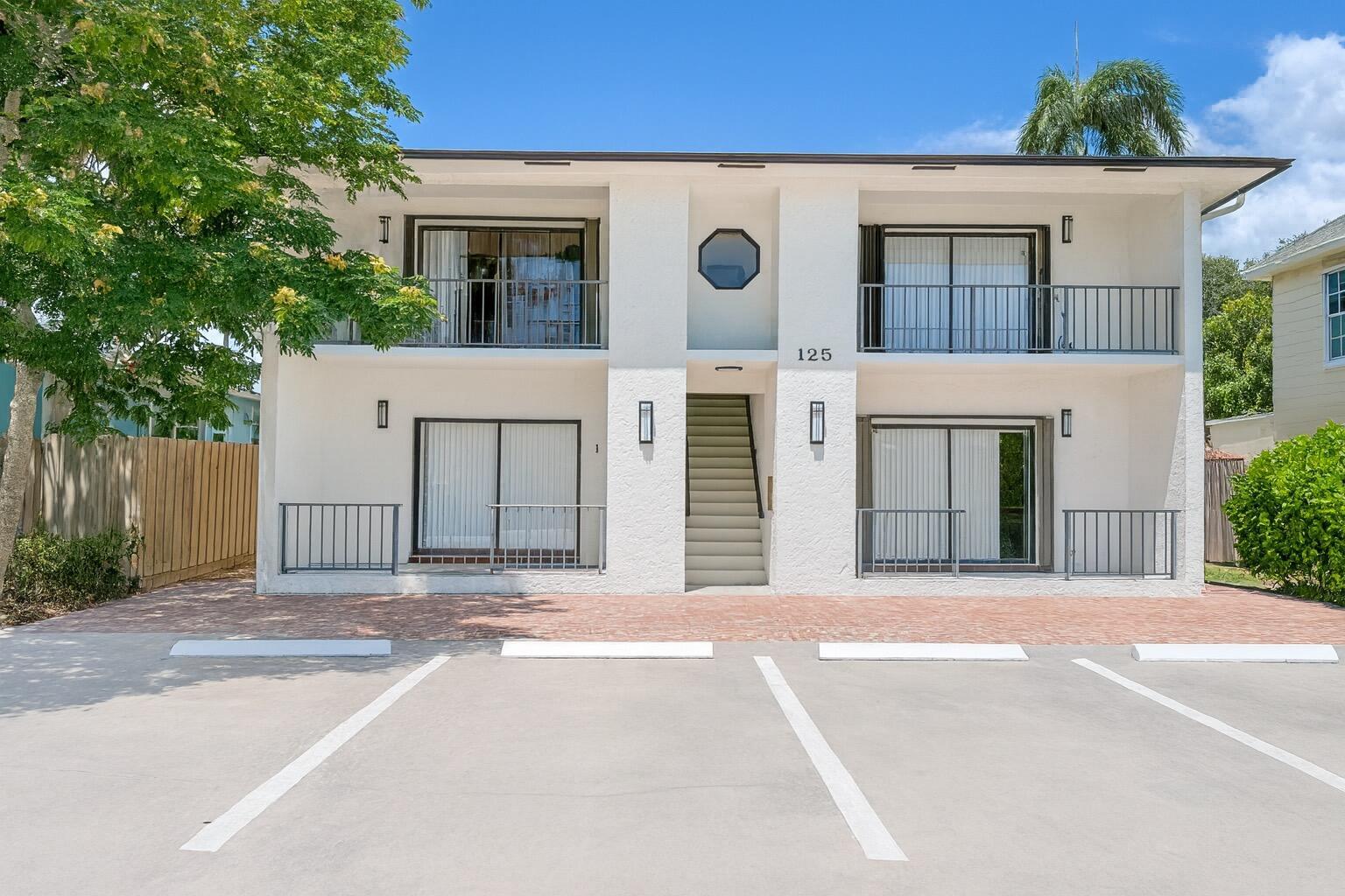 125 S Palmway Ave #1