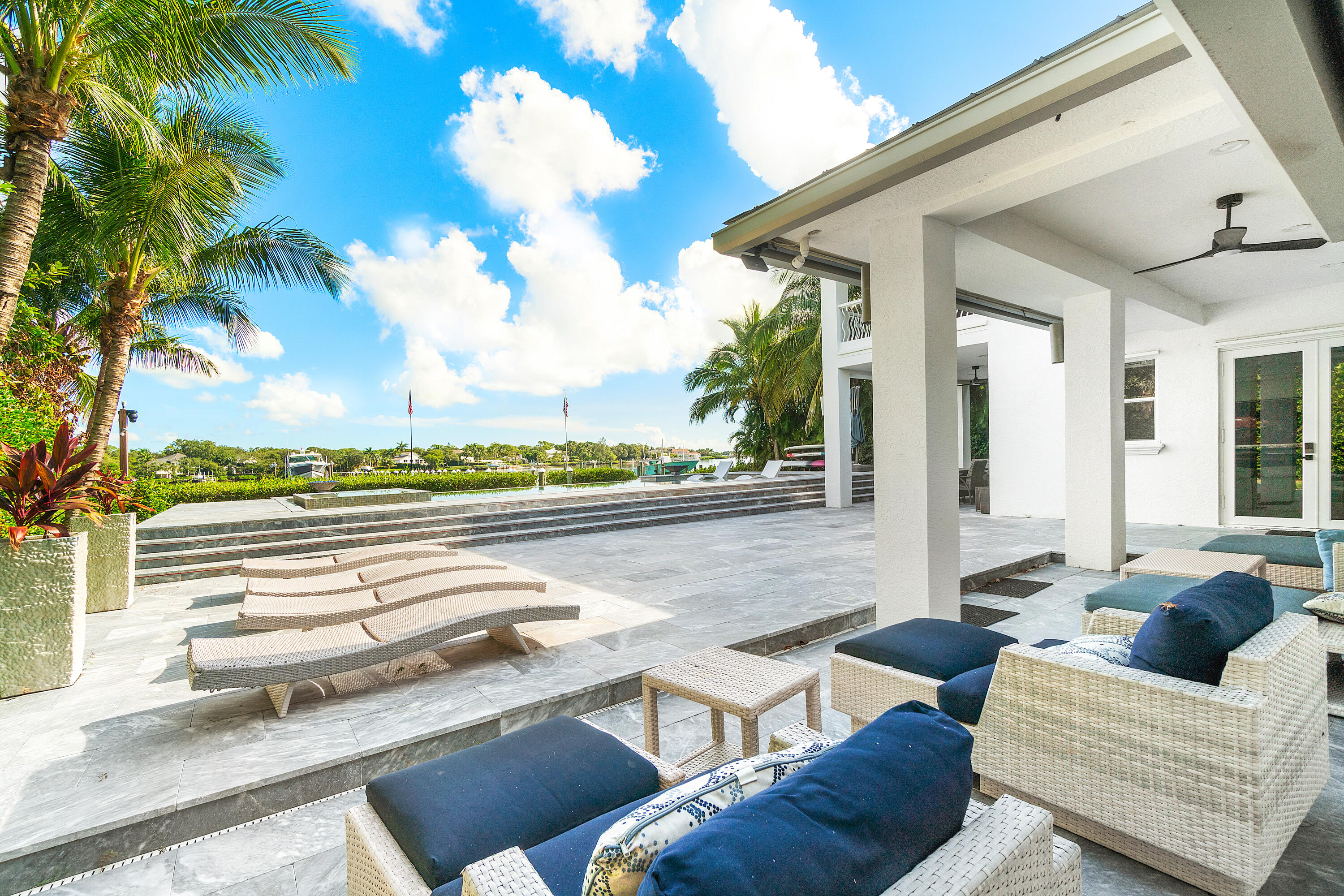 5447 Center St Jupiter, FL 33458