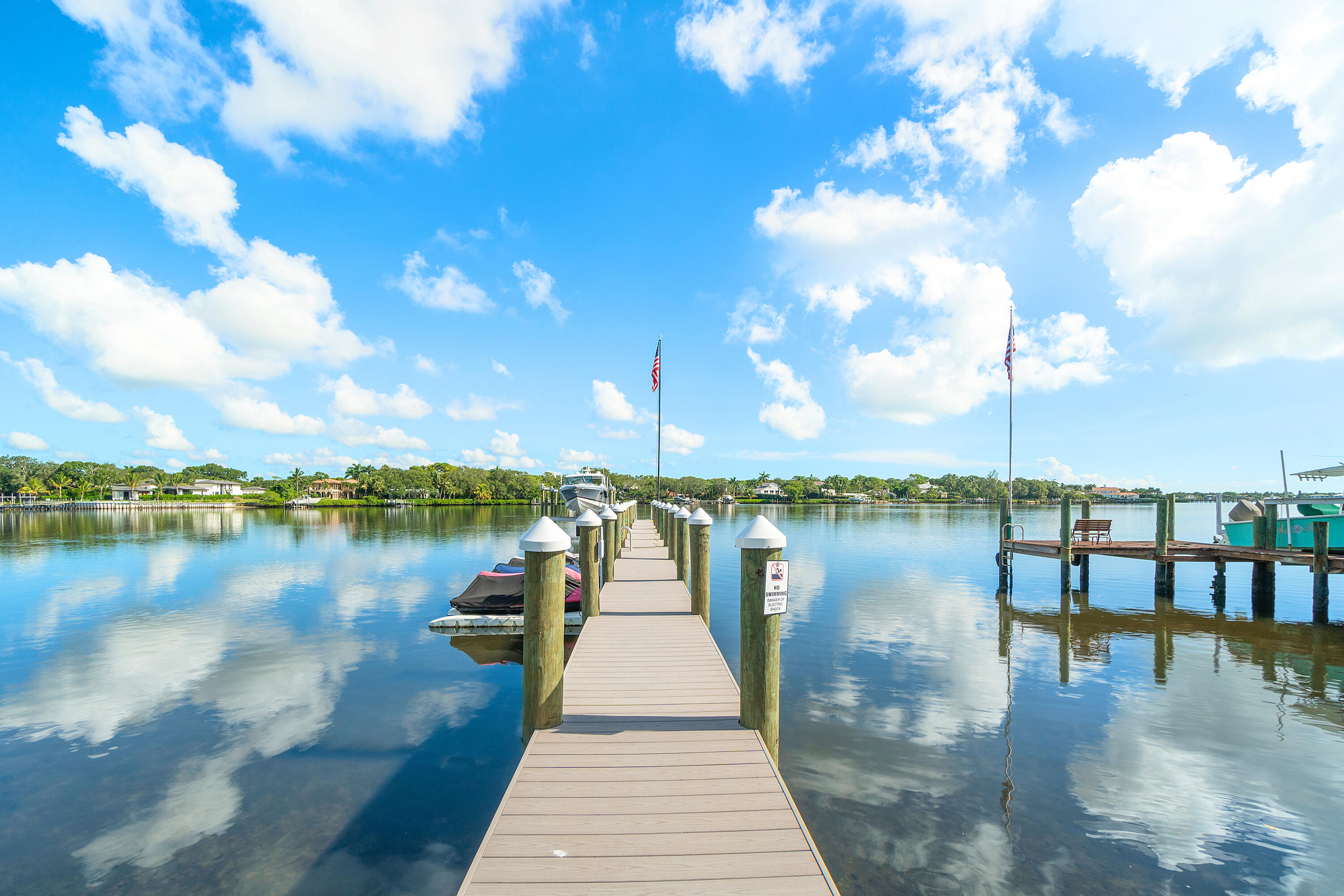 5447 Center St Jupiter, FL 33458