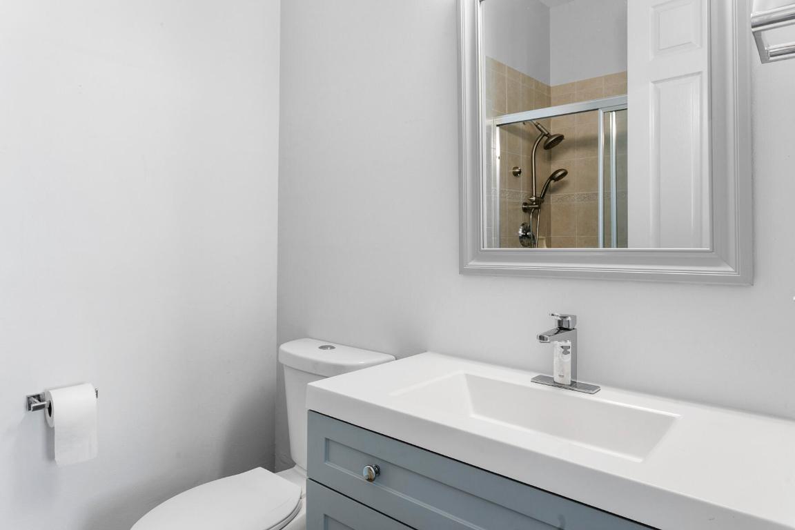 4316 Main Jupiter, FL 33458