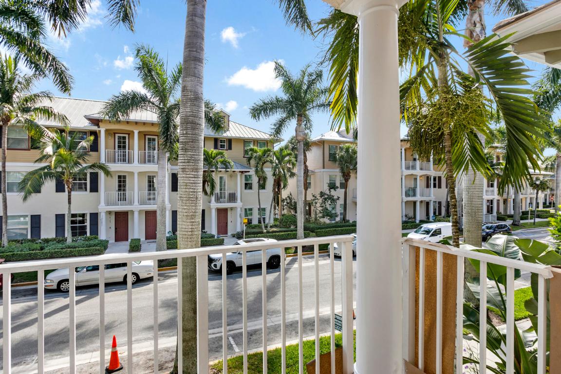 4316 Main Jupiter, FL 33458