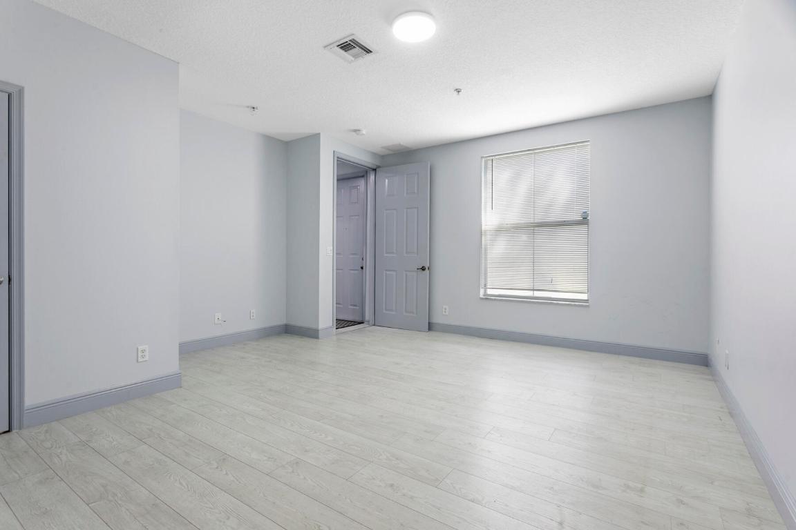 4316 Main Jupiter, FL 33458