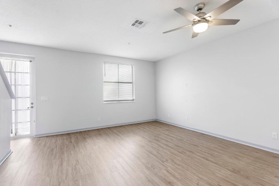 4316 Main Jupiter, FL 33458