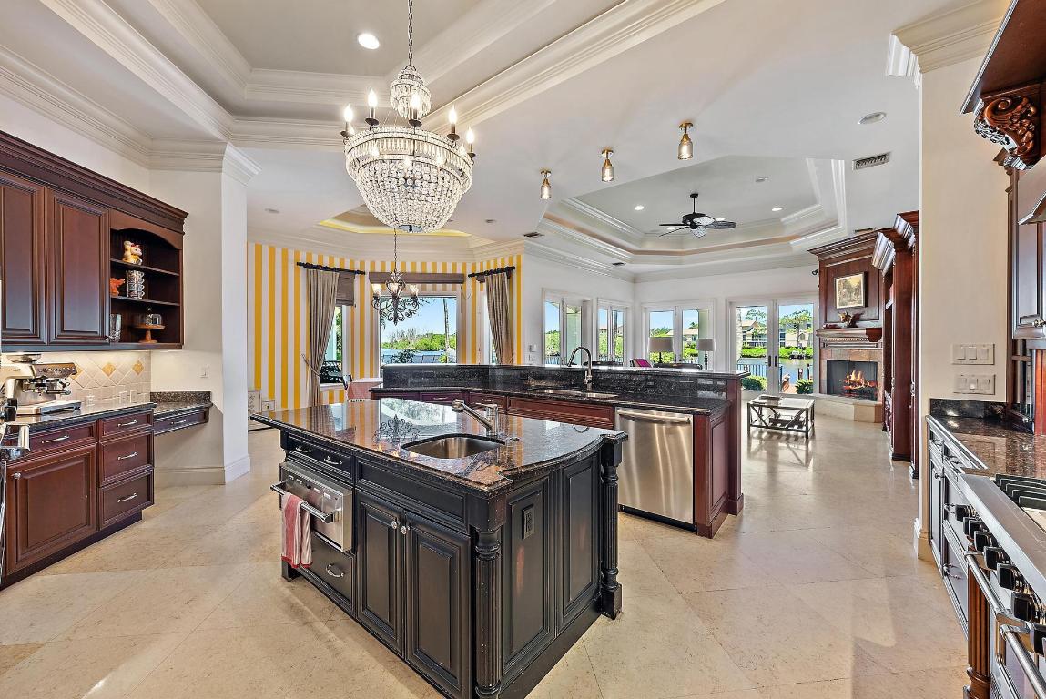 18669 SE Palm Is Ln Jupiter, FL 33458