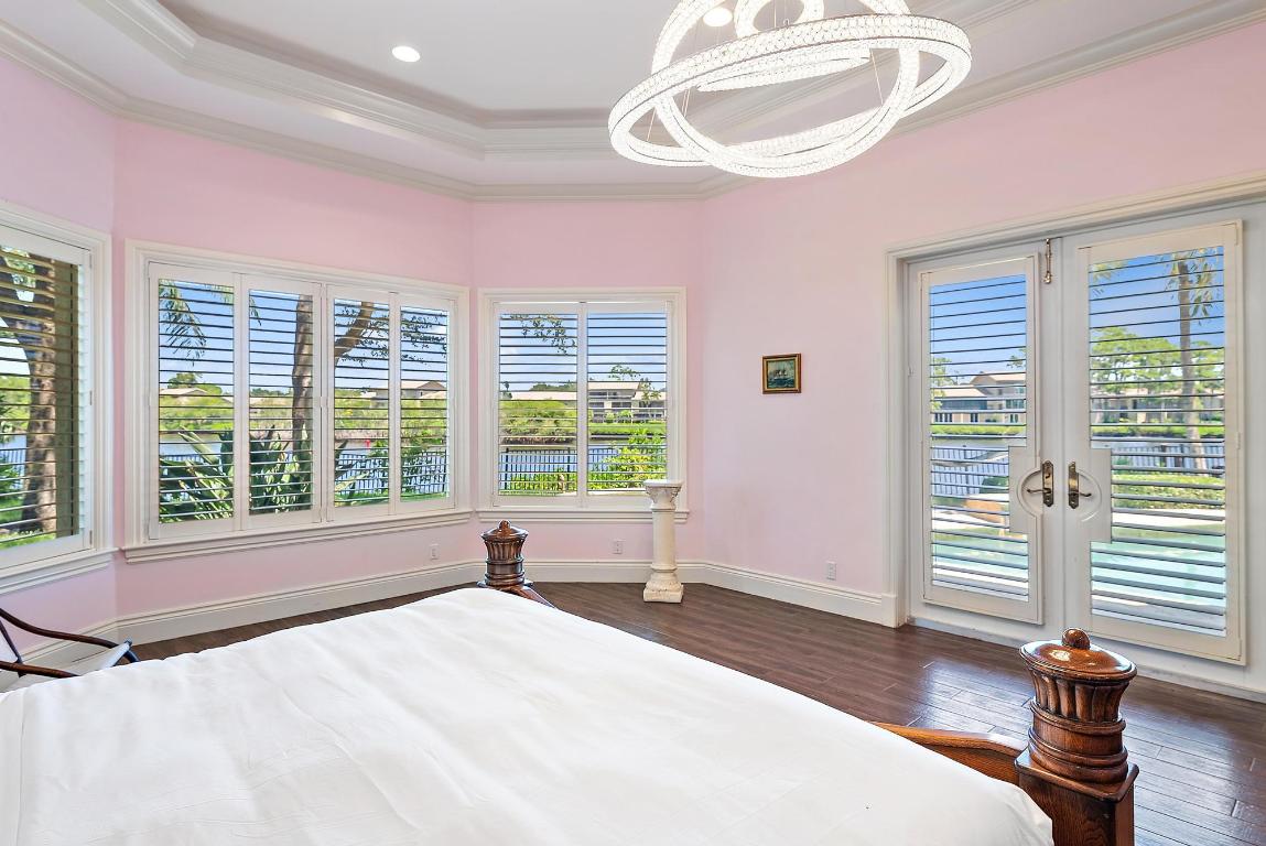 18669 SE Palm Is Ln Jupiter, FL 33458