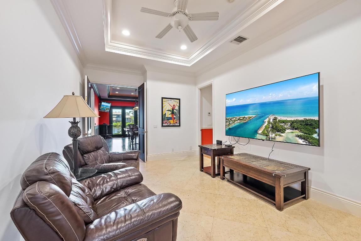 18669 SE Palm Is Ln Jupiter, FL 33458