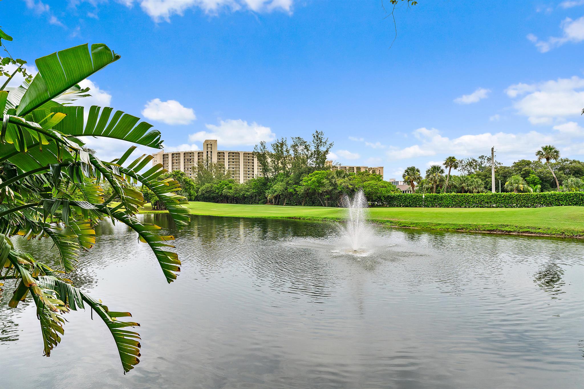 2604 Fairway Dr Jupiter, FL 33477