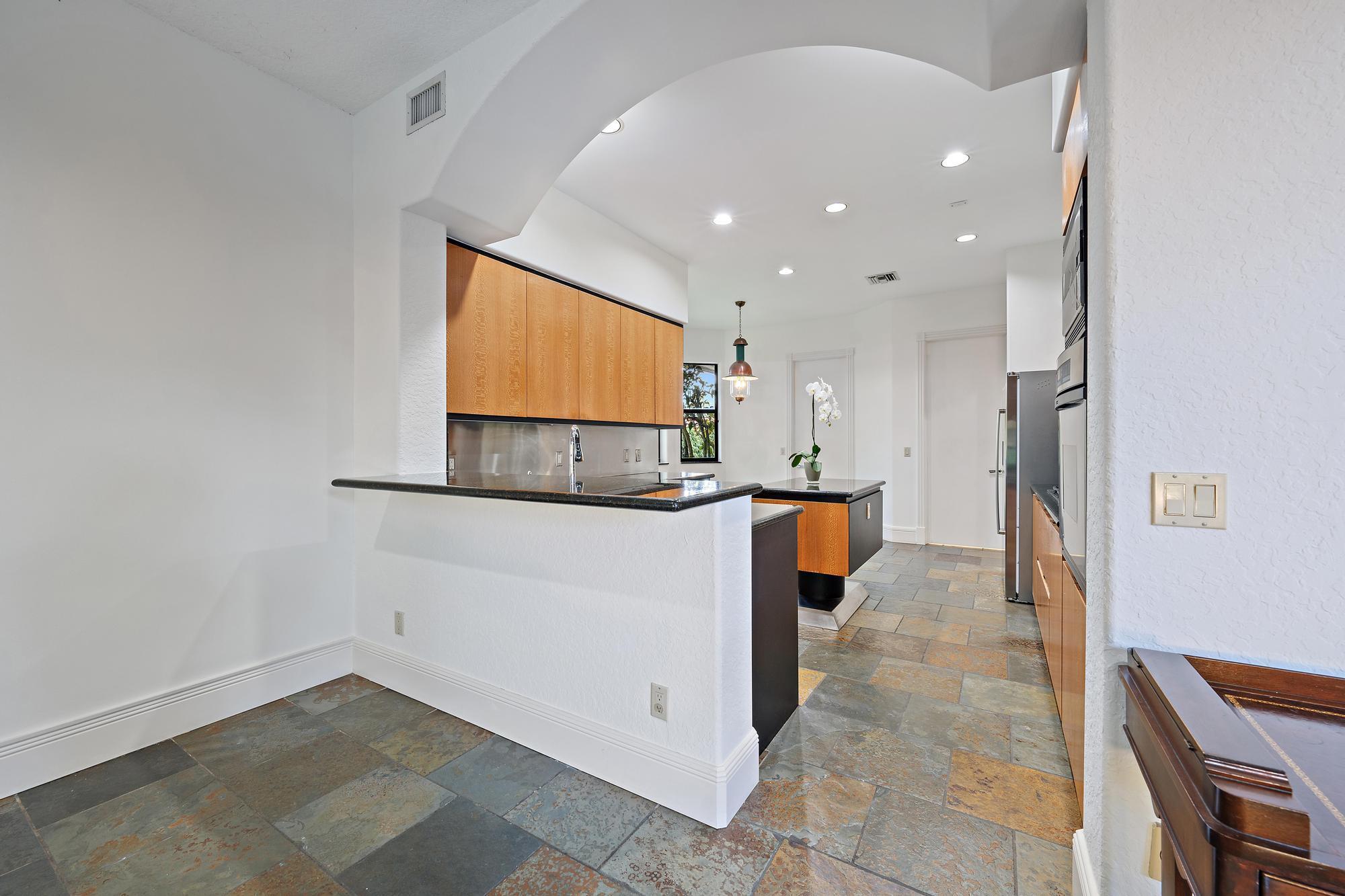 18907 SE Loxahatchee Riv Rd Jupiter, FL 33458