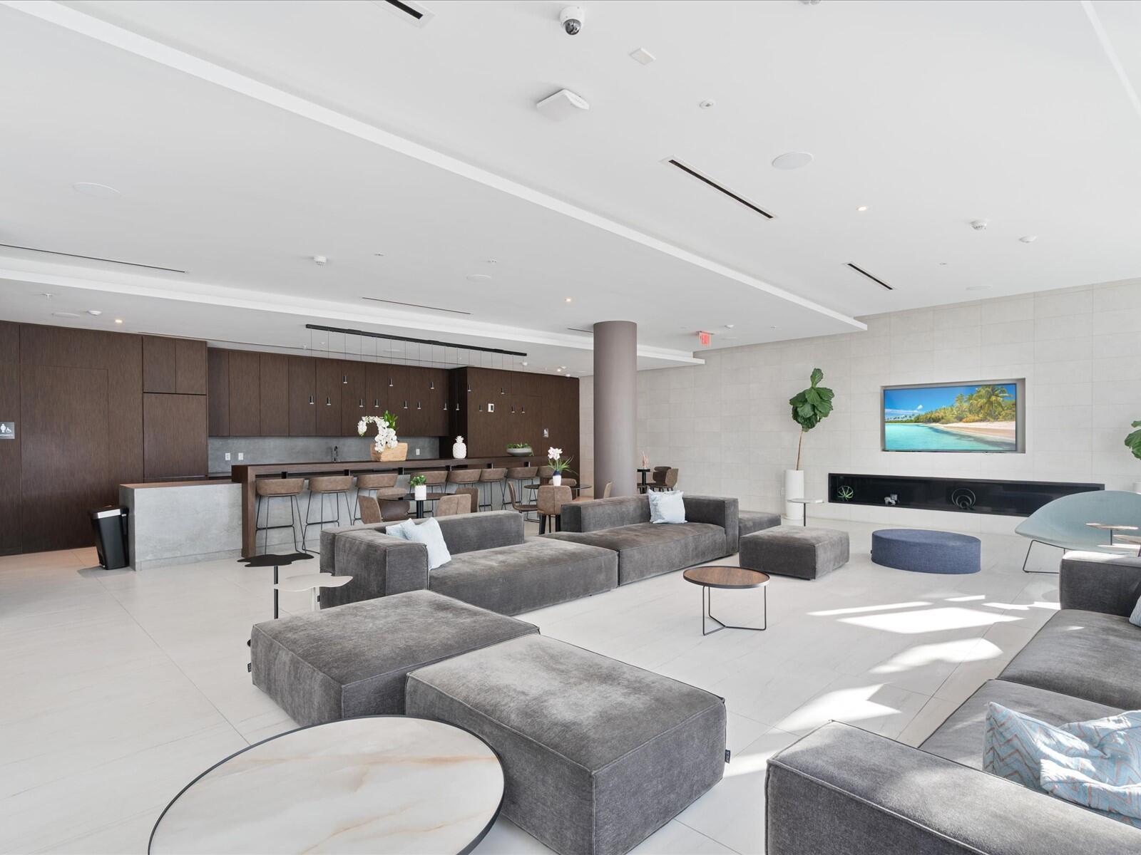 3900 Biscayne Blvd #S-304 Miami, FL 33137