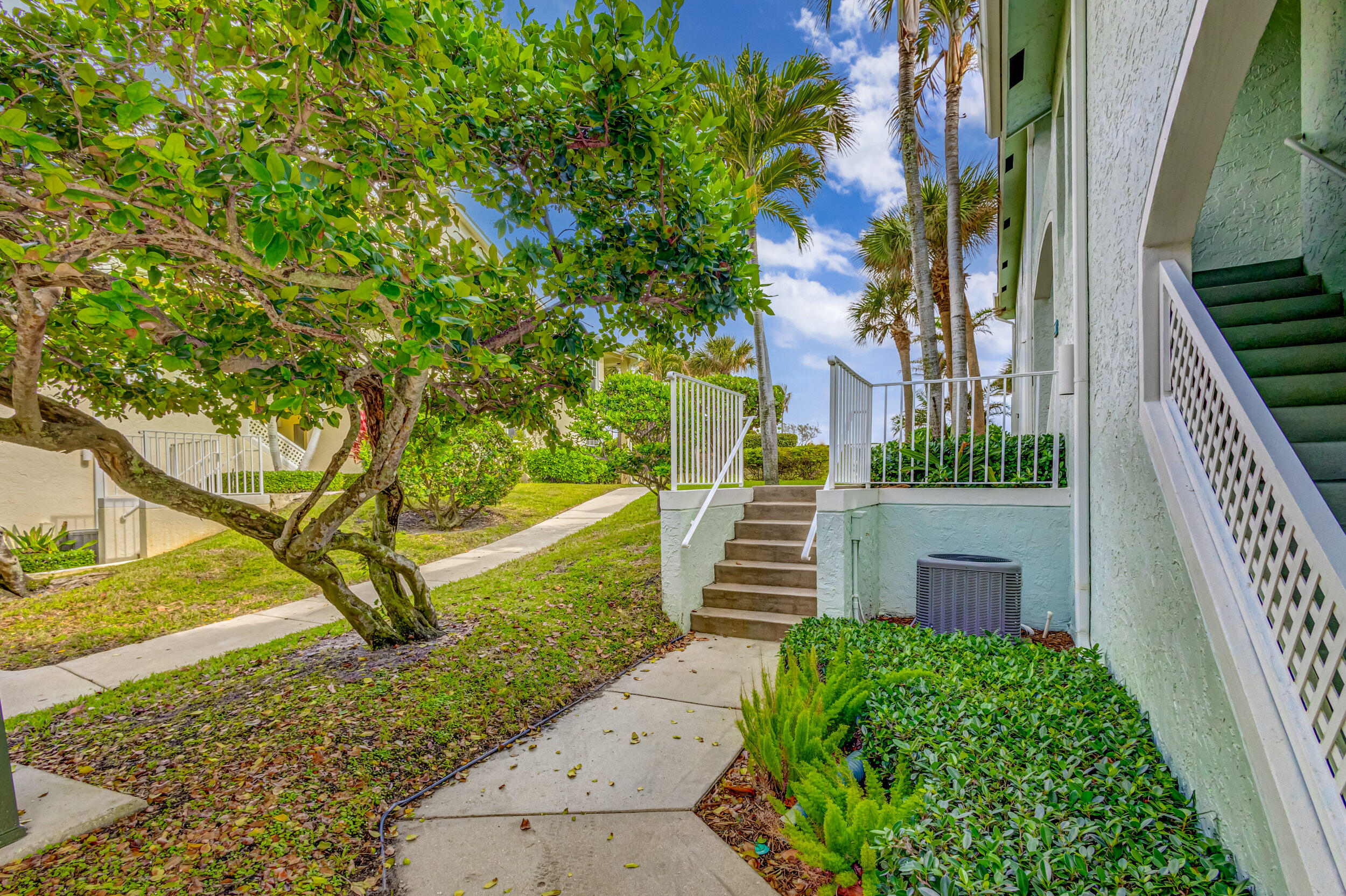 303 Mainsail Jupiter, FL 33477