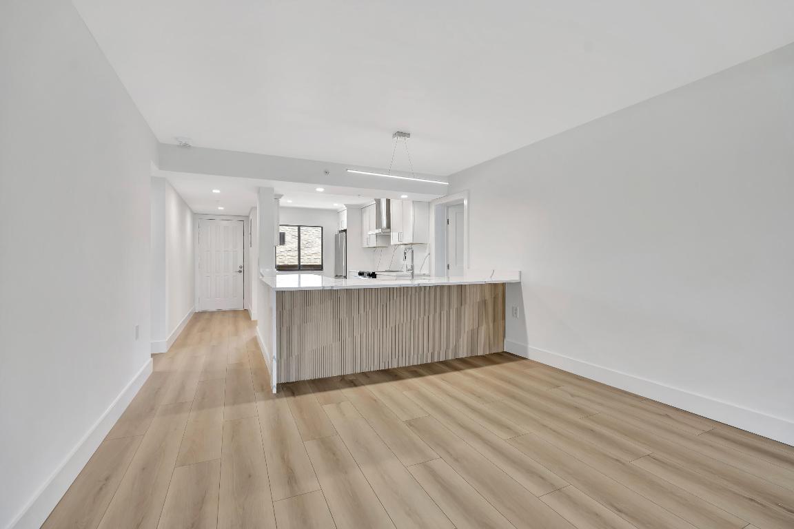 501 Seafarer #204 Jupiter, FL 33477