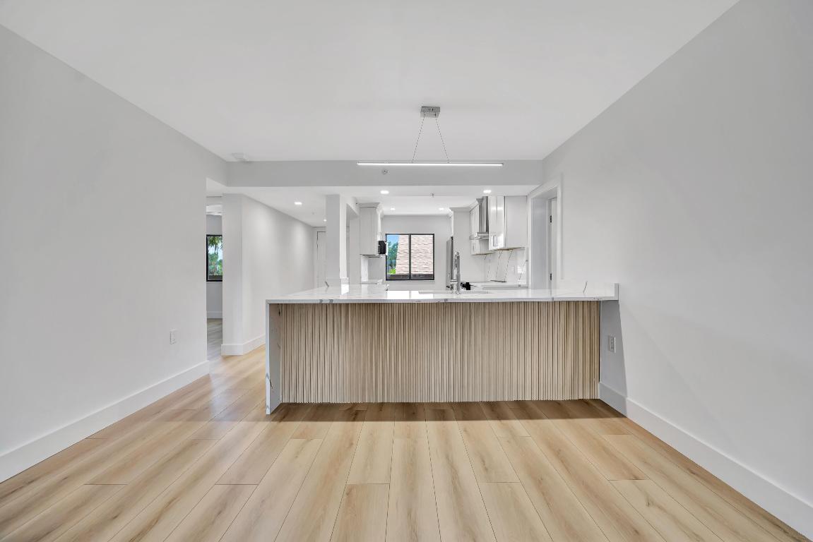 501 Seafarer #204 Jupiter, FL 33477