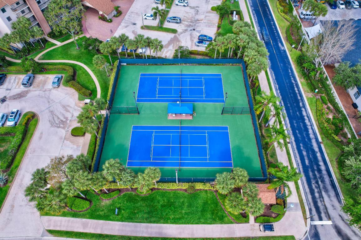 501 Seafarer #204 Jupiter, FL 33477