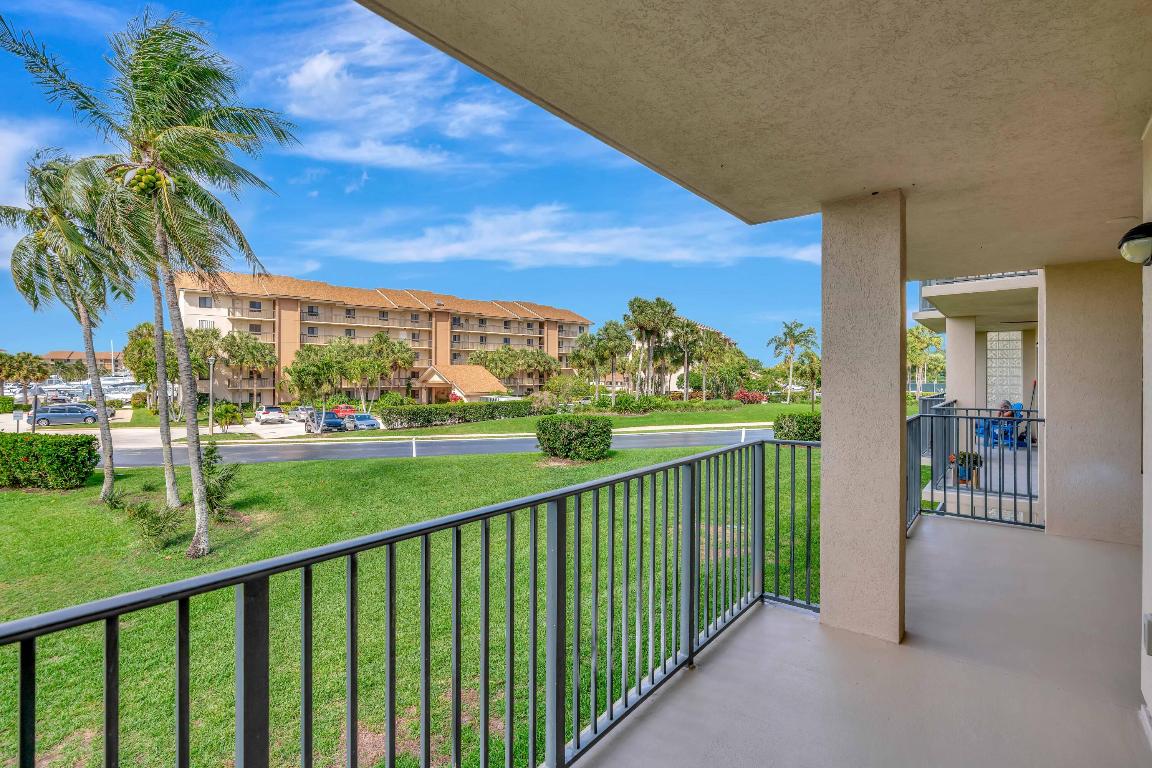 501 Seafarer #204 Jupiter, FL 33477