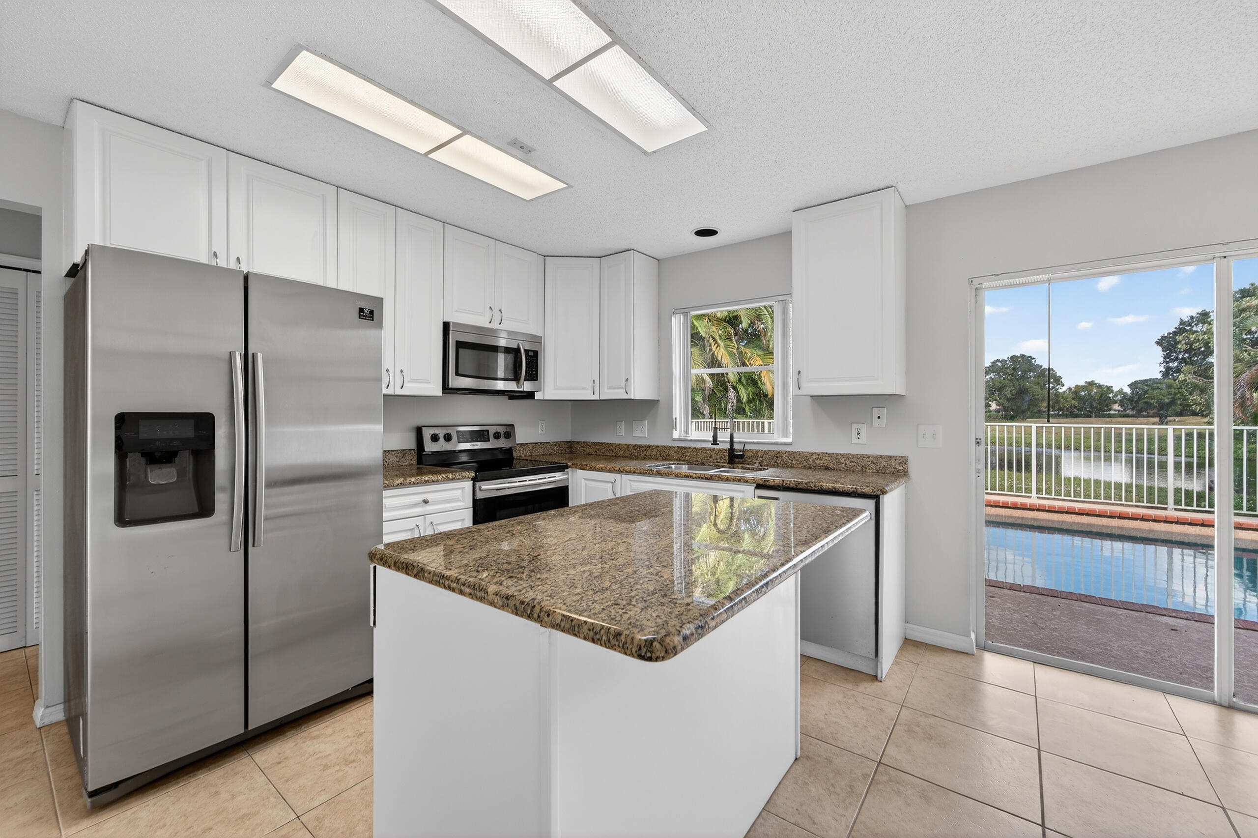 2698 Linkside Dr Wellington, FL 33414