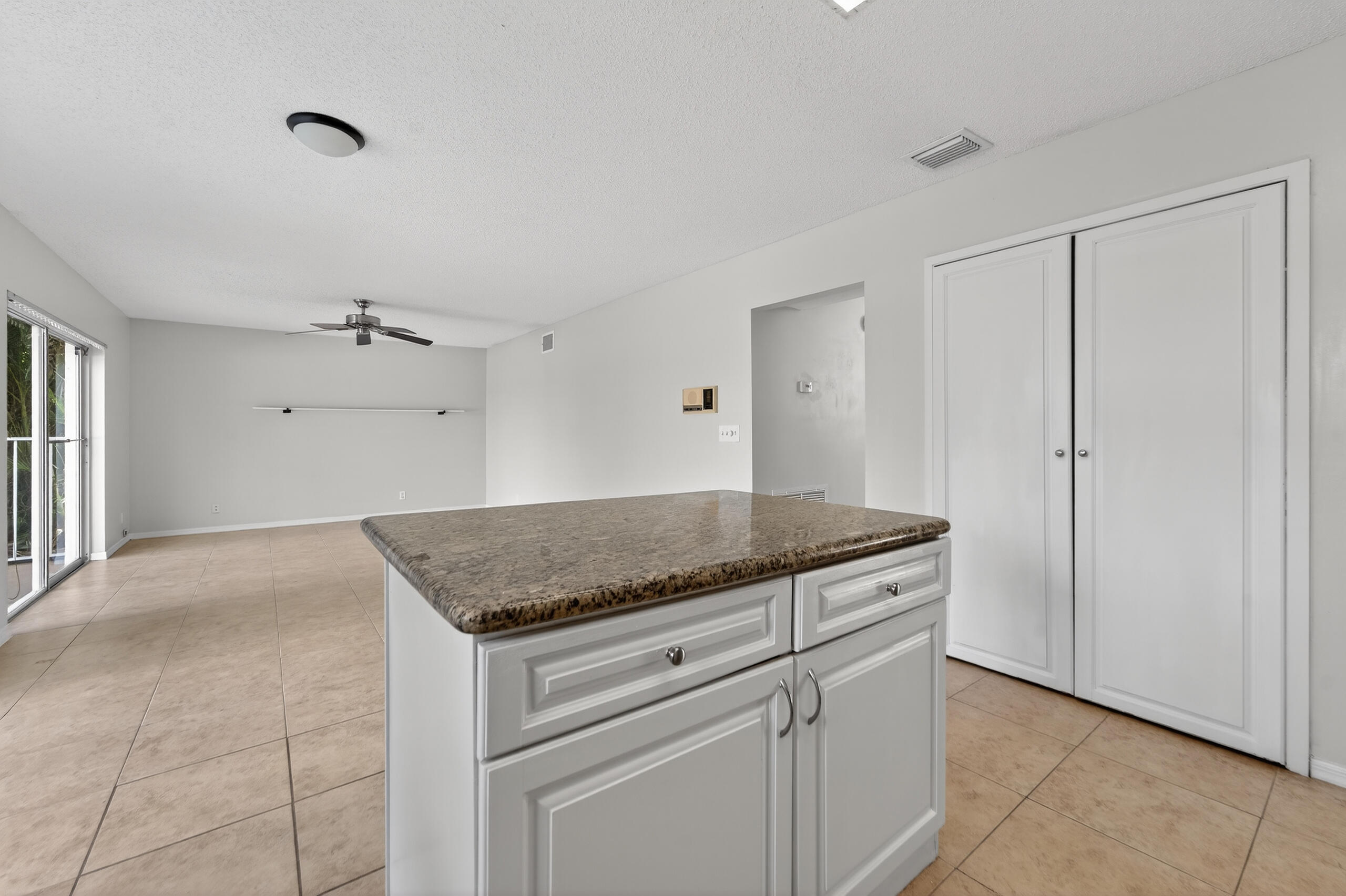 2698 Linkside Dr Wellington, FL 33414