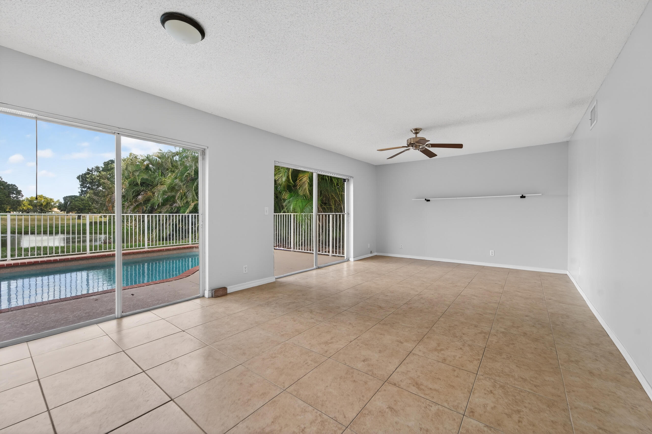 2698 Linkside Dr Wellington, FL 33414