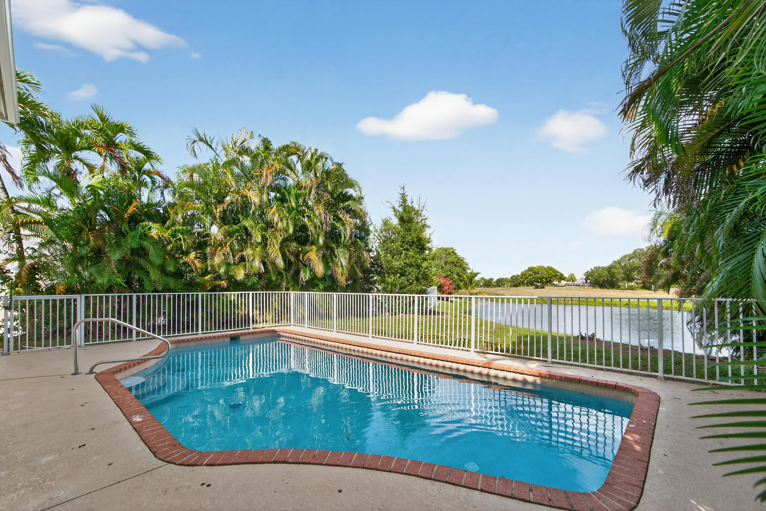 2698 Linkside Dr Wellington, FL 33414