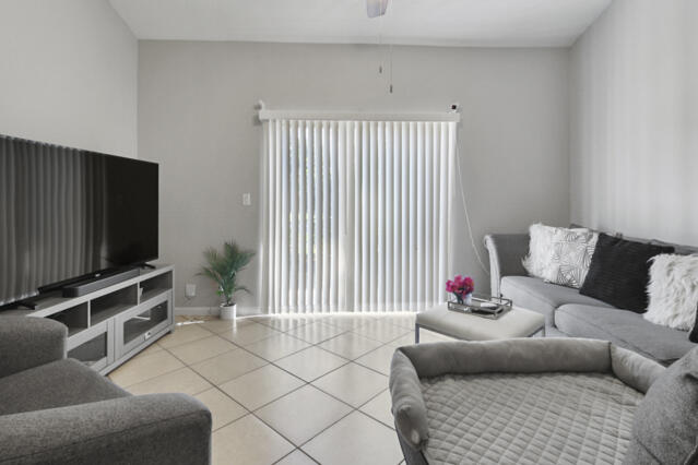 10601 Pelican Dr Wellington, FL 33414