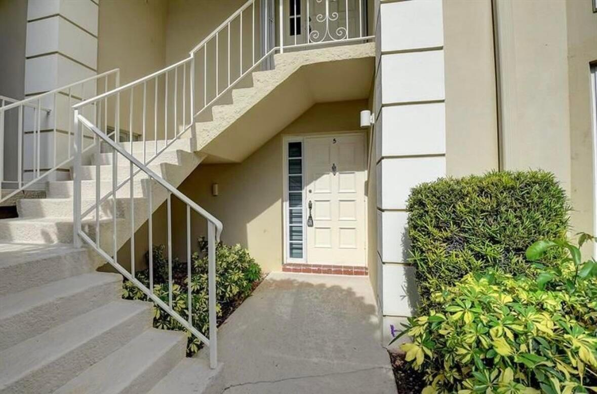 1299 S Ocean #L5 Boca Raton, FL 33432