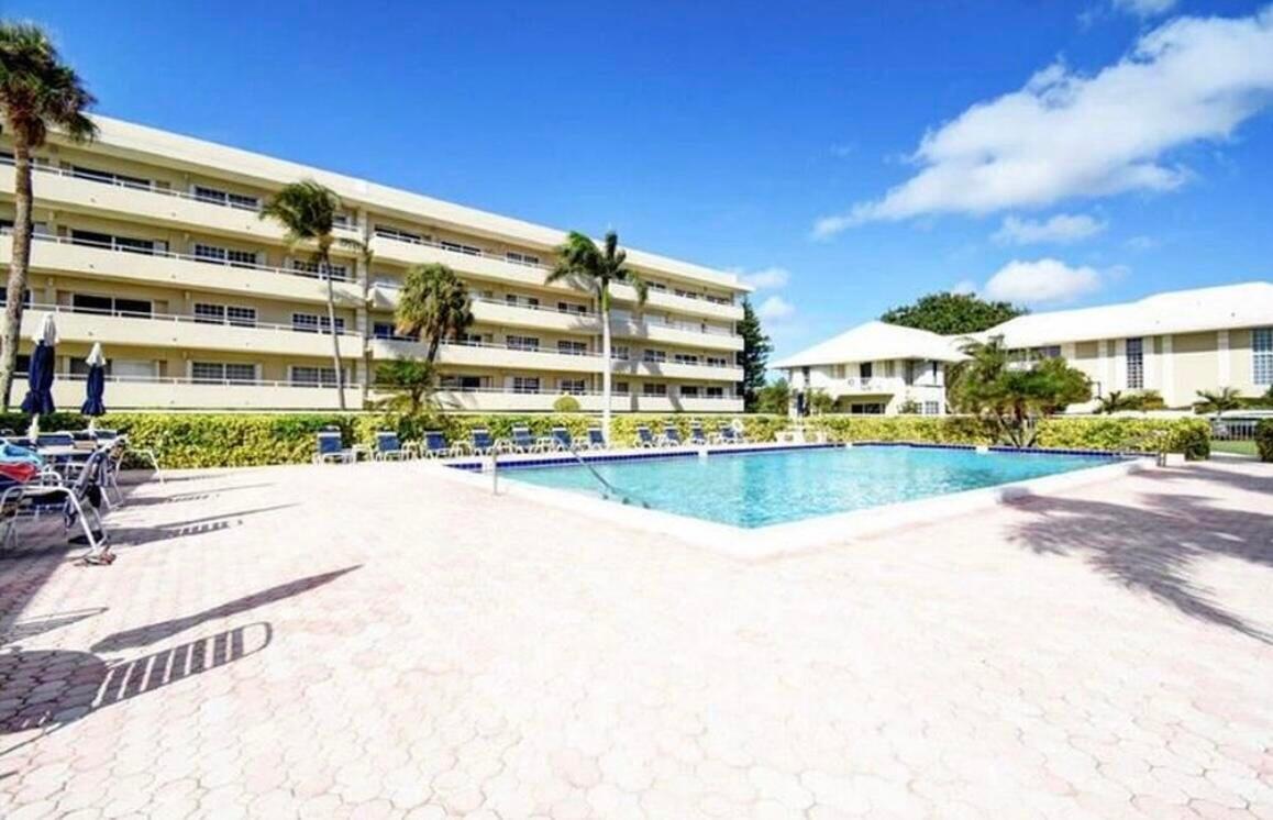 1299 S Ocean #L5 Boca Raton, FL 33432