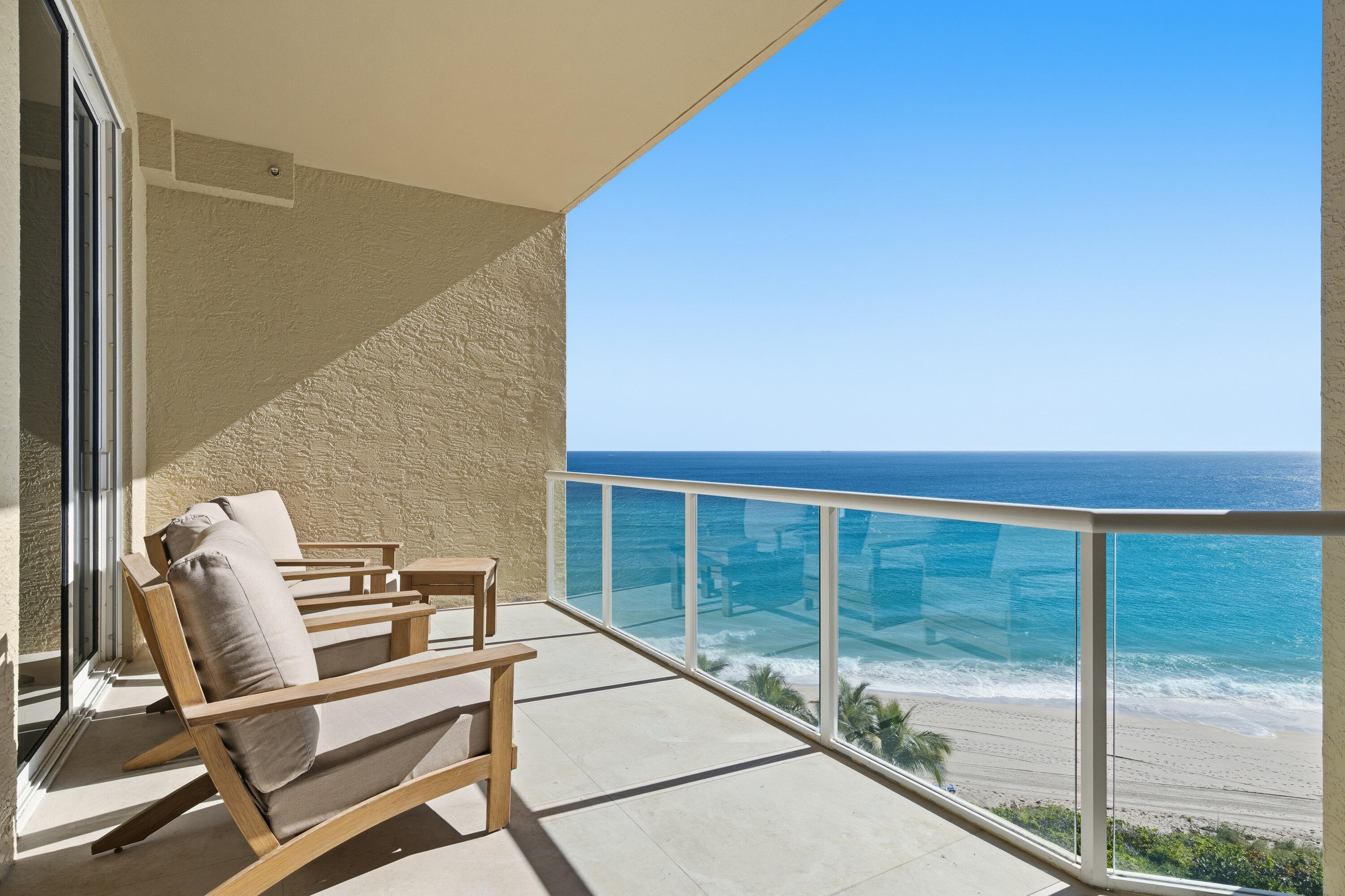 1063 Hillsboro Mile #807 Hillsboro Beach, FL 33062