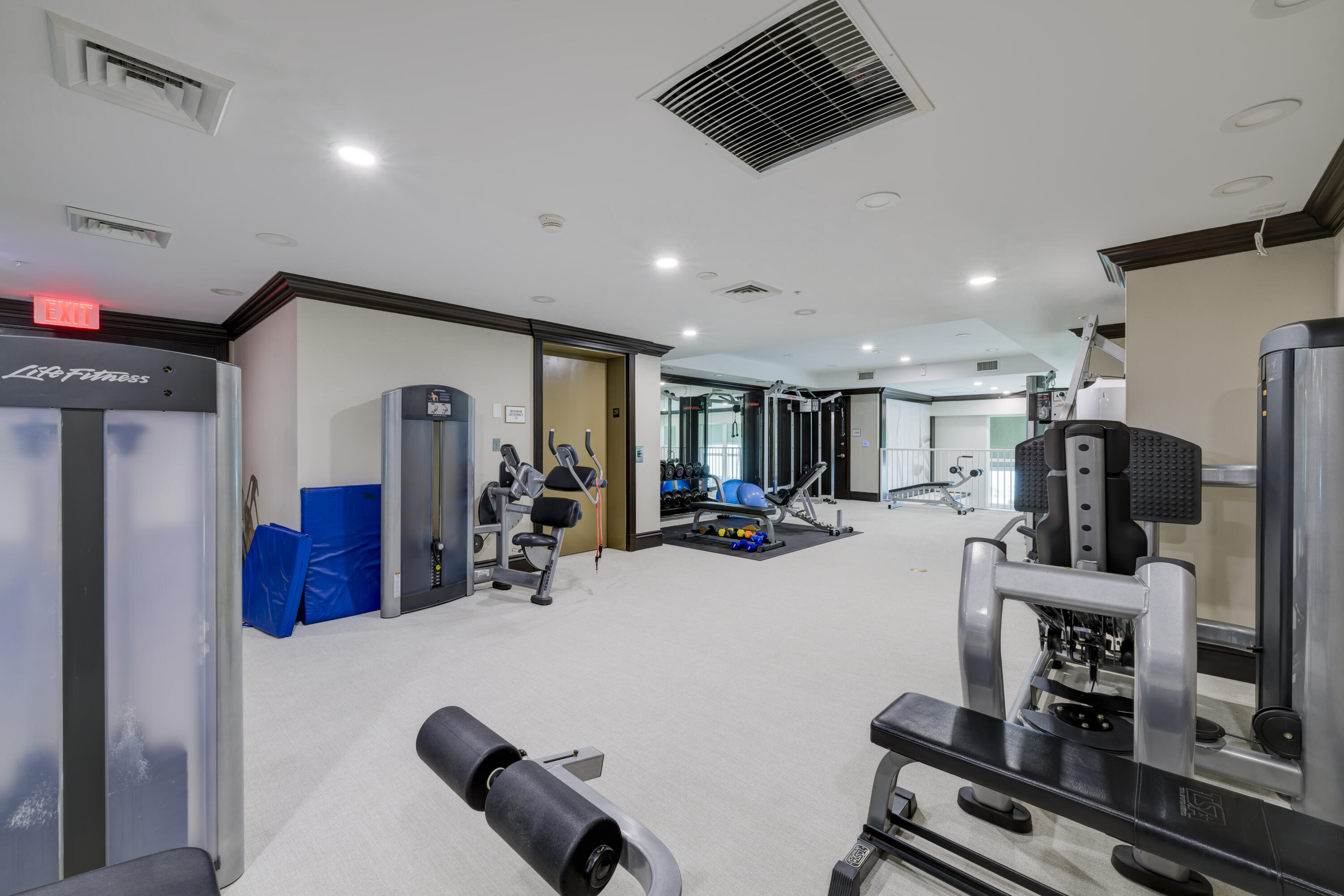 1063 Hillsboro Mile #807 Hillsboro Beach, FL 33062