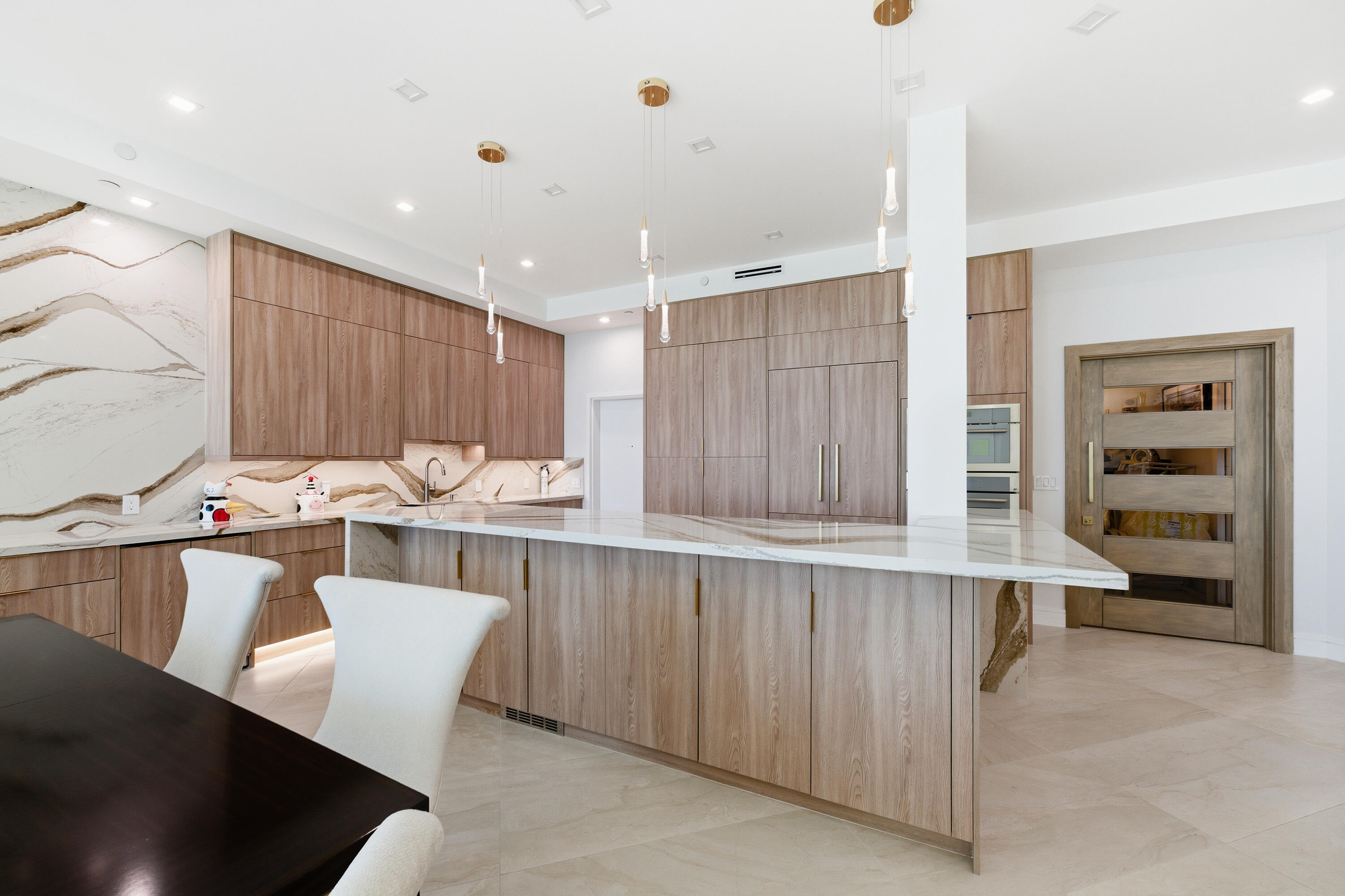 1063 Hillsboro Mile #807 Hillsboro Beach, FL 33062