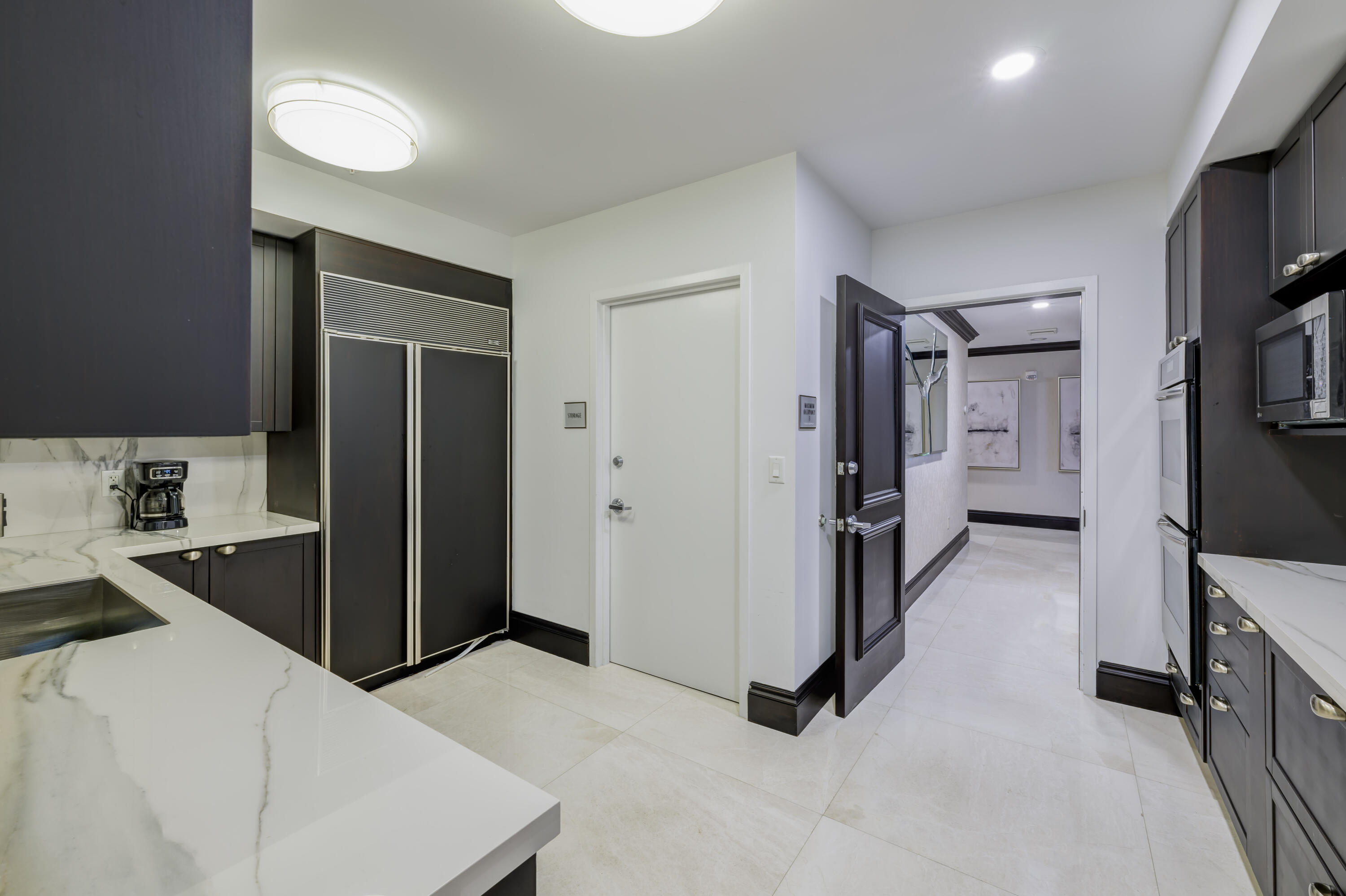 1063 Hillsboro Mile #807 Hillsboro Beach, FL 33062