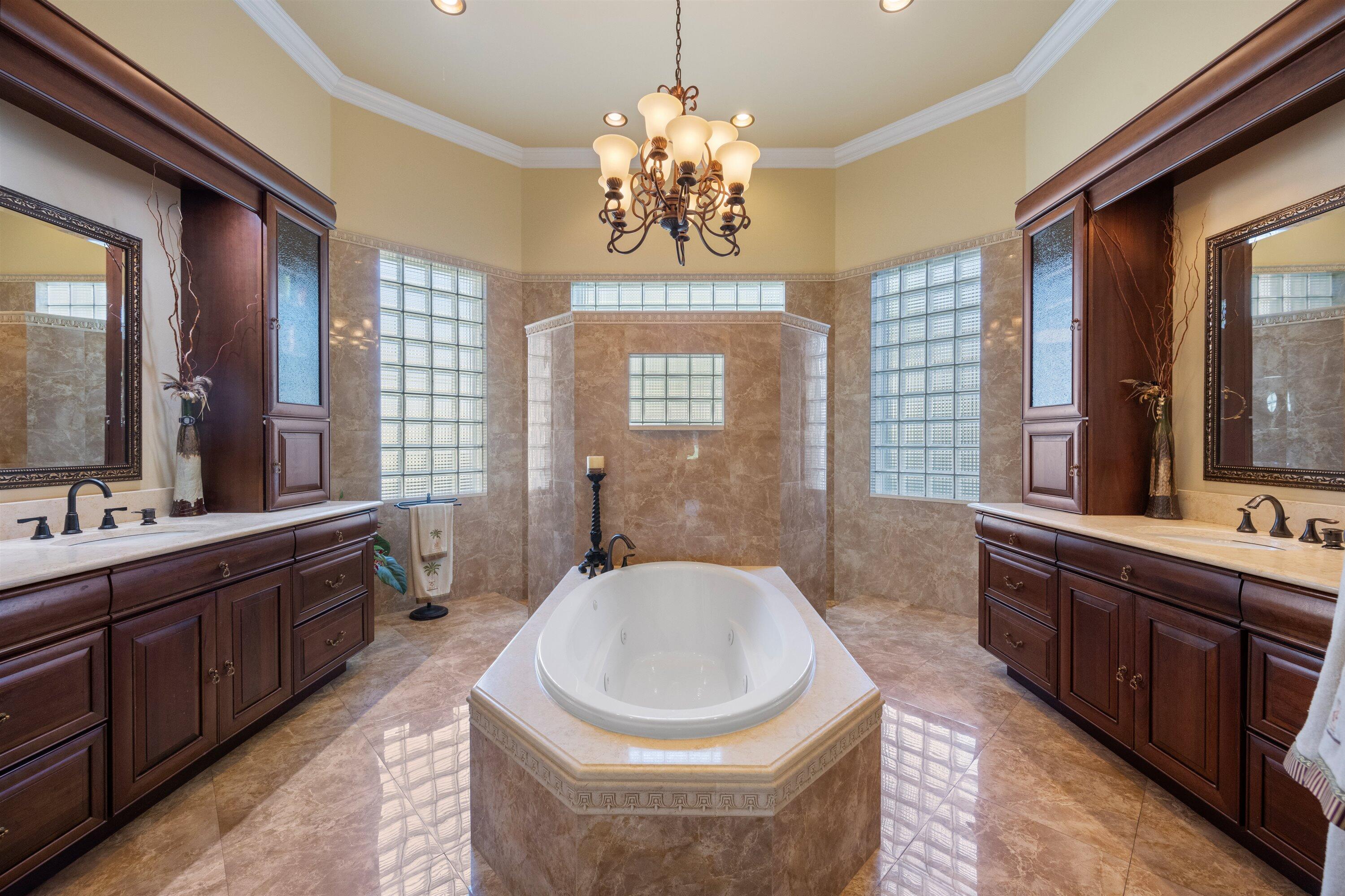 17104 Gulf Pine Wellington, FL 33414