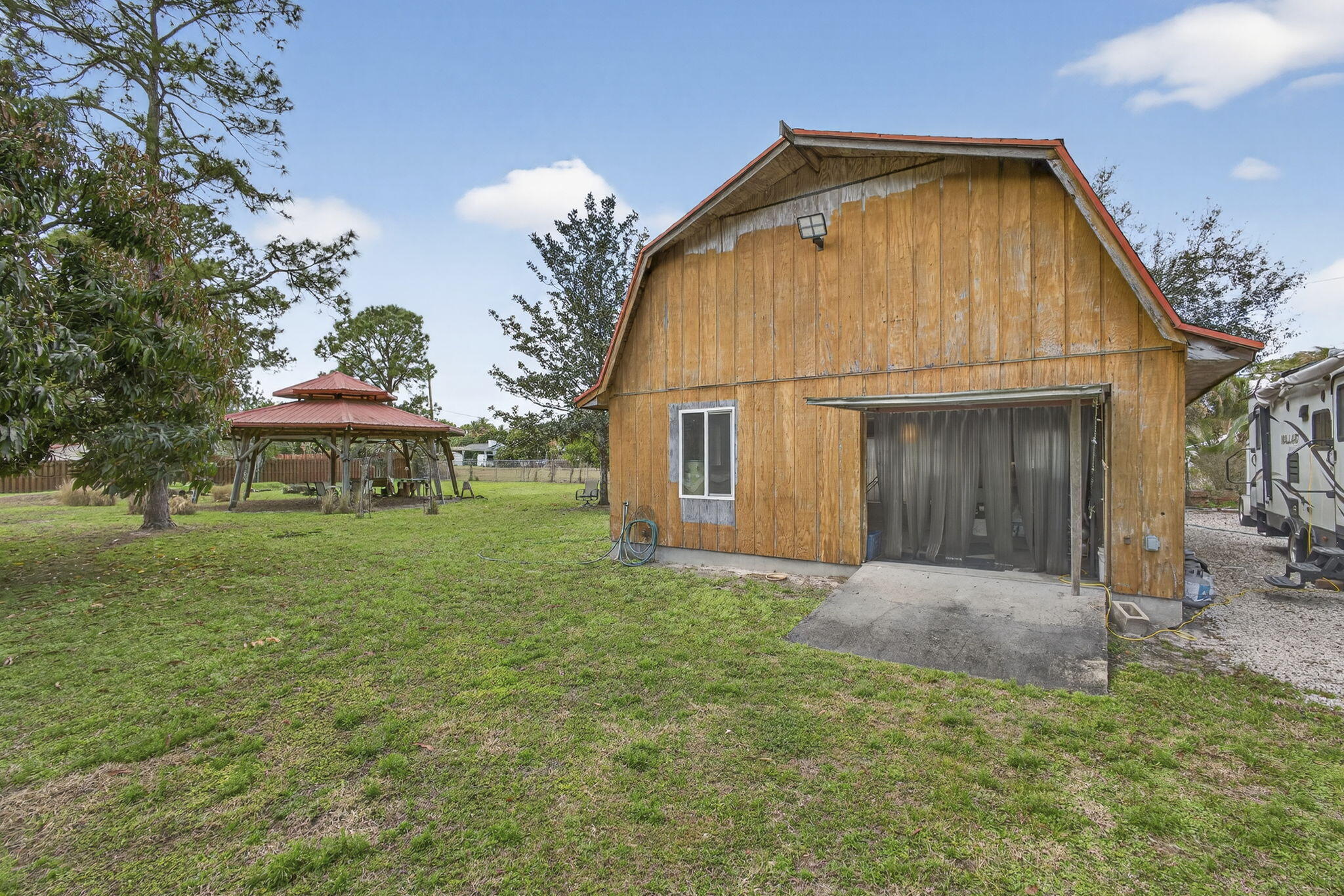 749 W Rambling Wellington, FL 33414