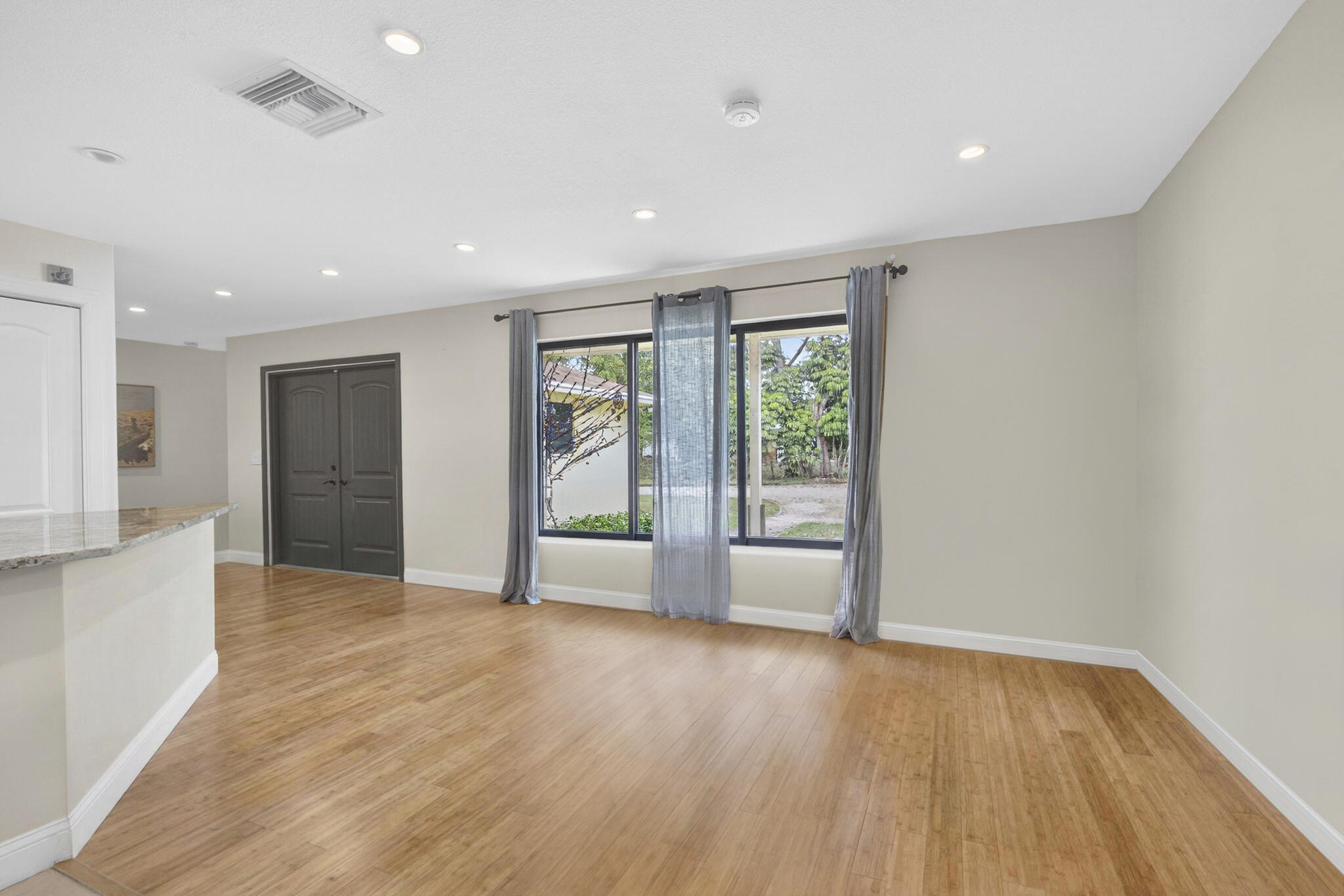 749 W Rambling Wellington, FL 33414