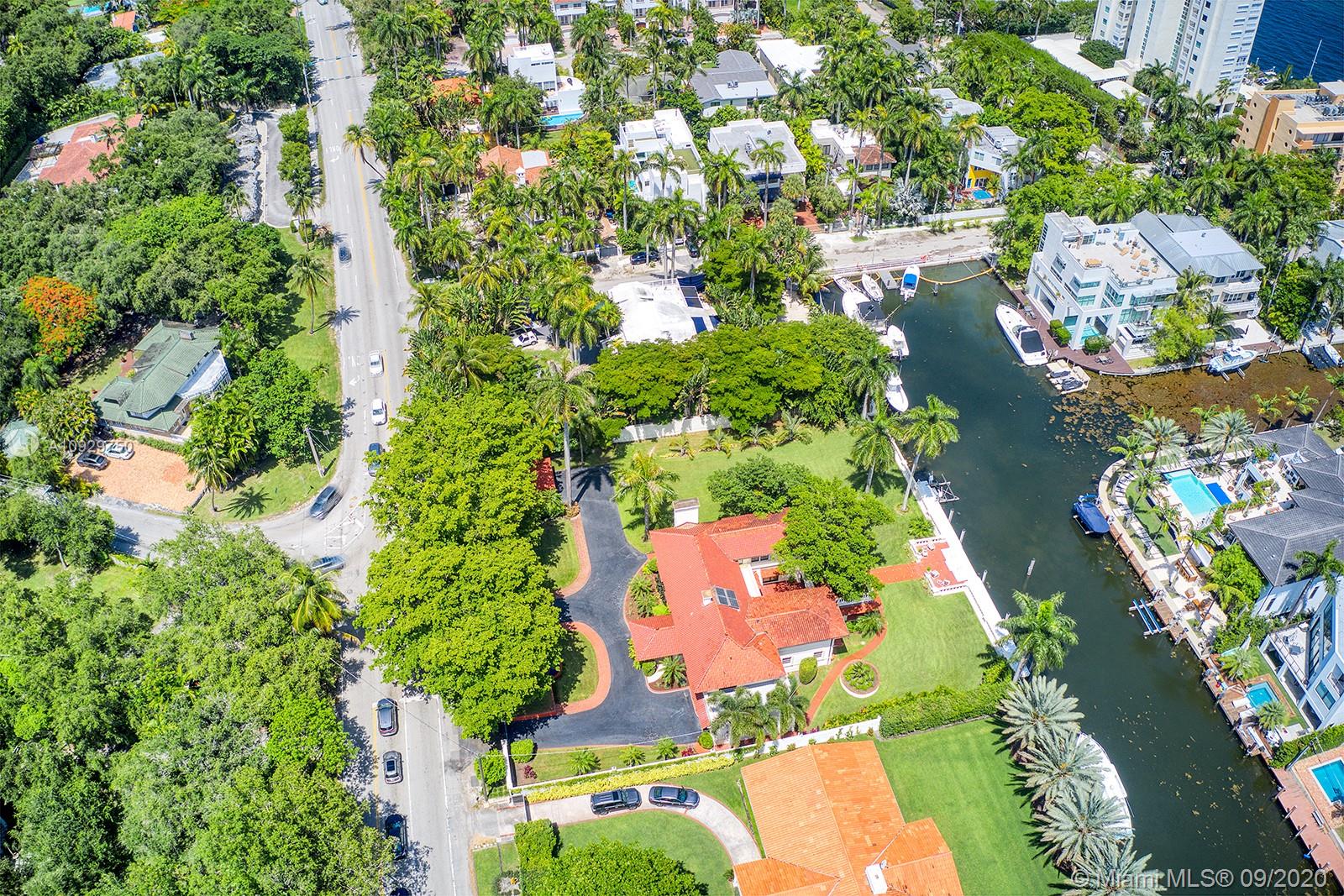 1716 S Bayshore Dr Miami, FL 33133