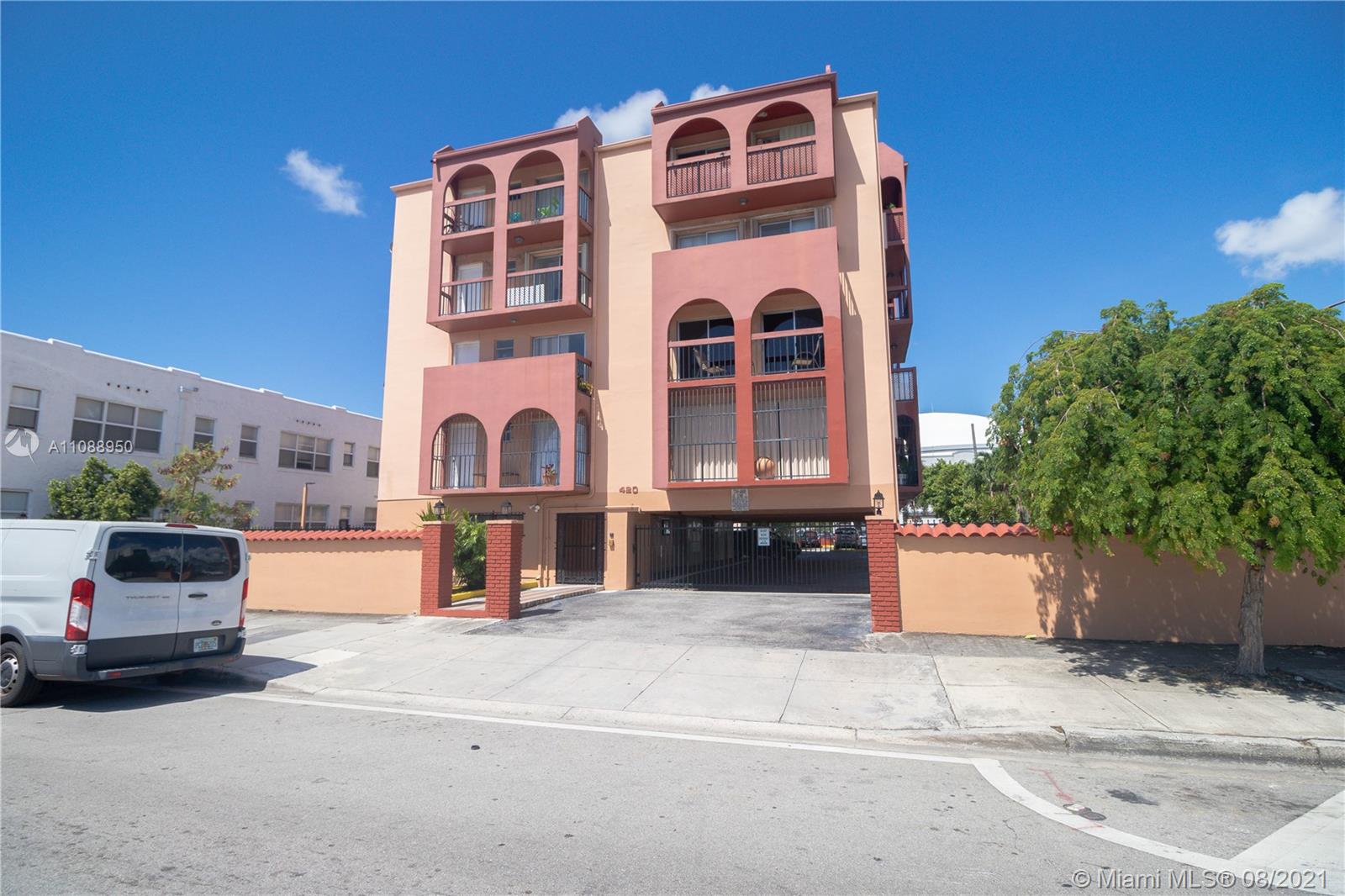 420 NW 12th Ave #41