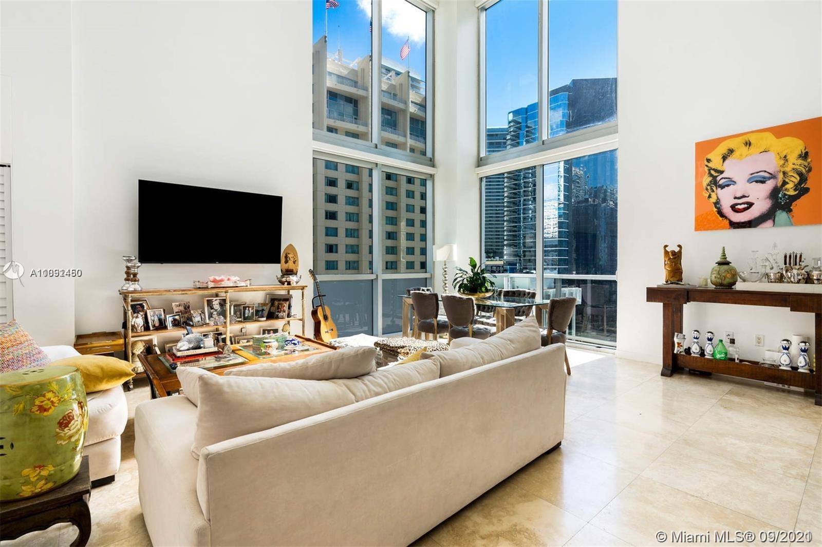 1060 Brickell Ave #1013