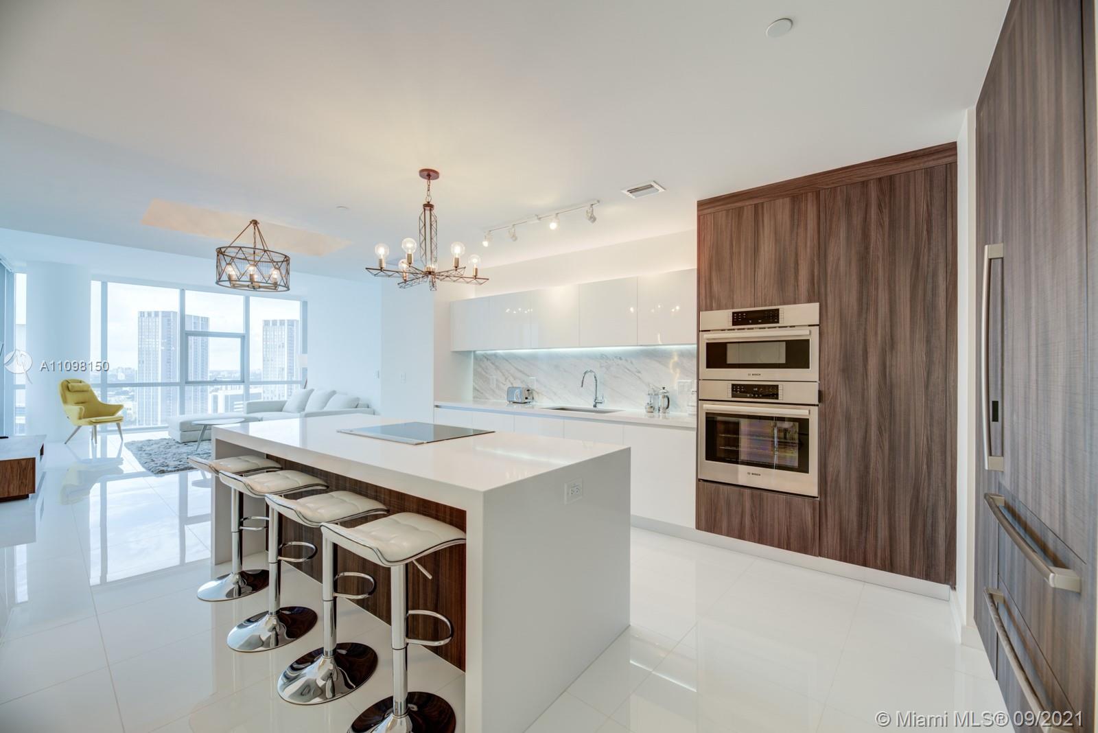 851 NE 1st Ave #2912