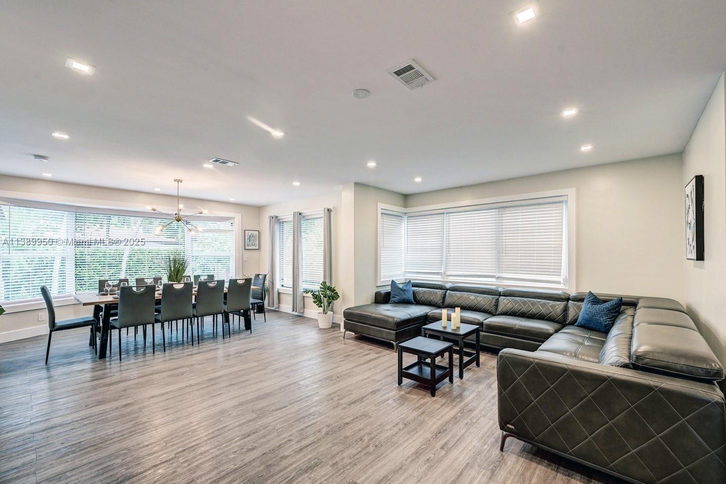 801 Harrison St Hollywood, FL 33019